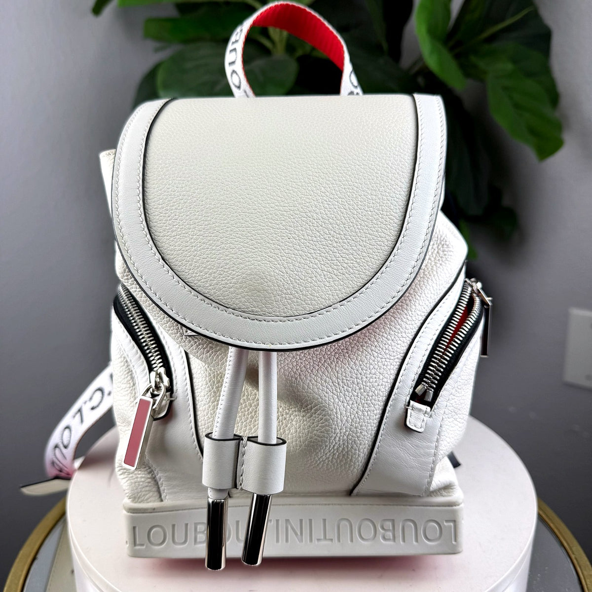 Authentic Christian Louboutin Explorafunk Backpack – White Grained Leather with Logo Straps - 01_photo.jpg