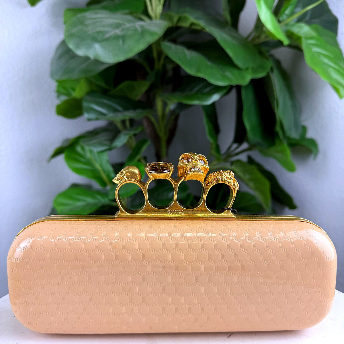 Authentic Alexander McQueen Knuckle Box Clutch Gold Honeycomb Patent Leather - 02_photo.jpg
