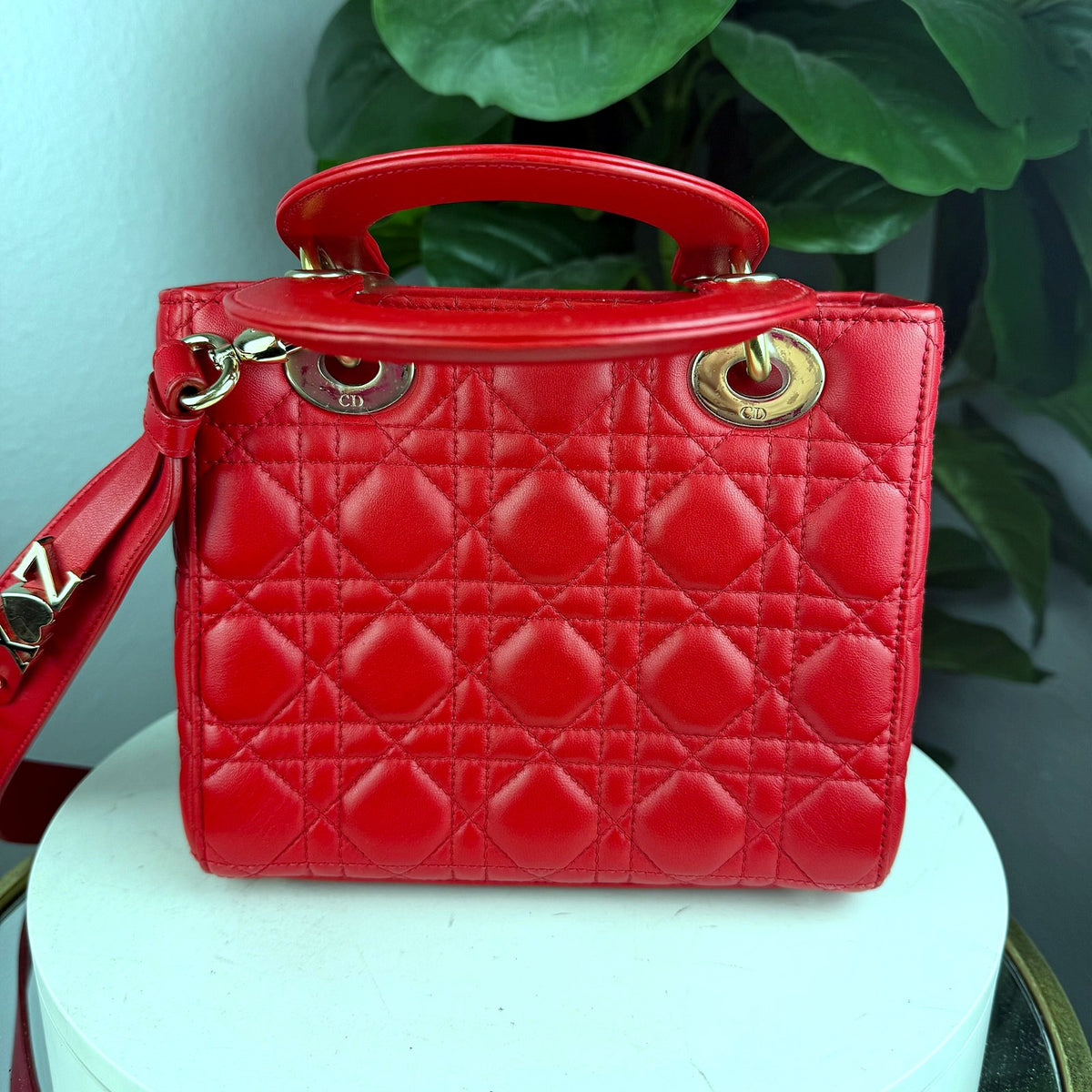 Authentic Dior Lady Dior Medium Red Lambskin Cannage Quilted Bag - 02_photo.jpg