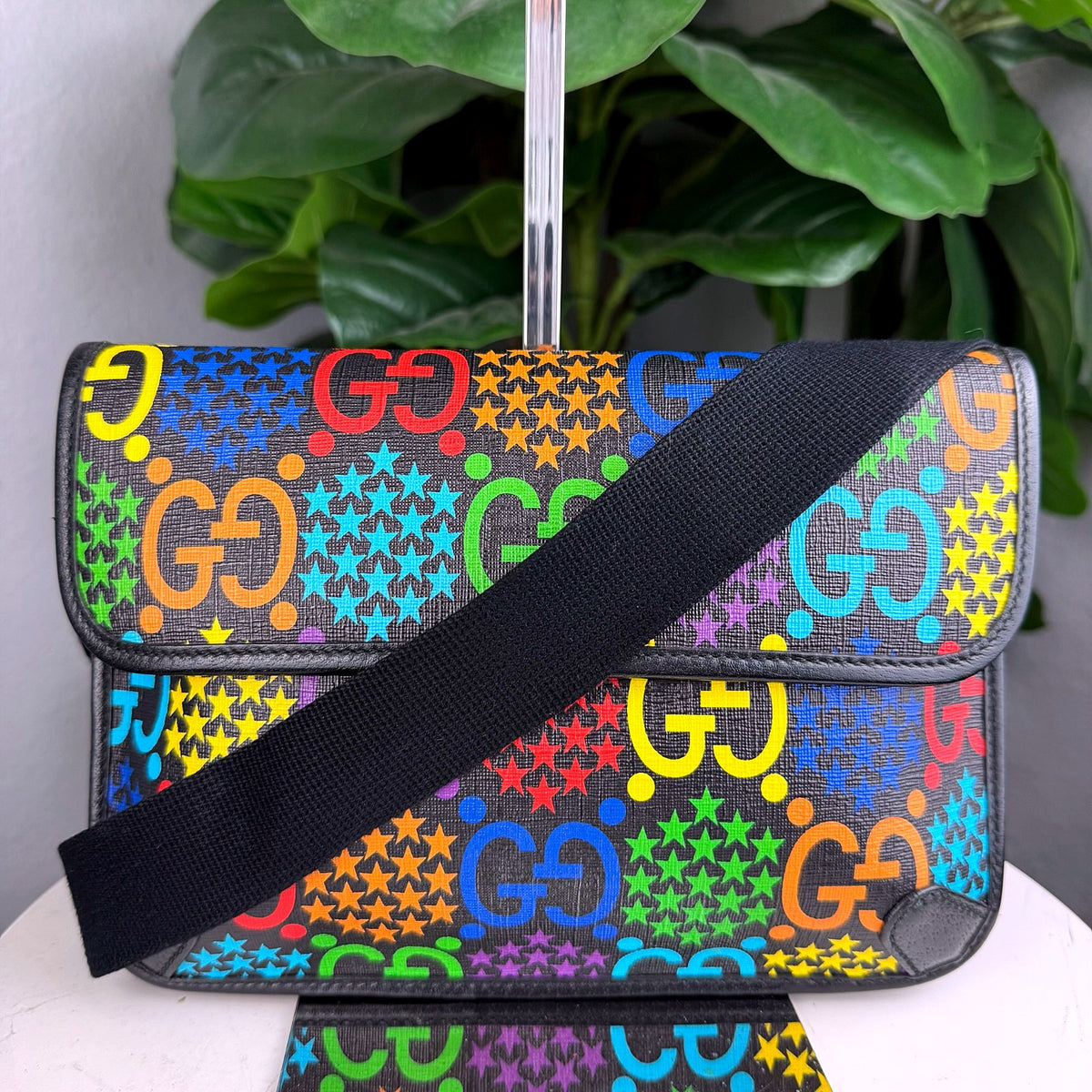 Authentic Gucci GG Psychedelic Multicolor Supreme Canvas Messenger Bag - 01_photo.jpg