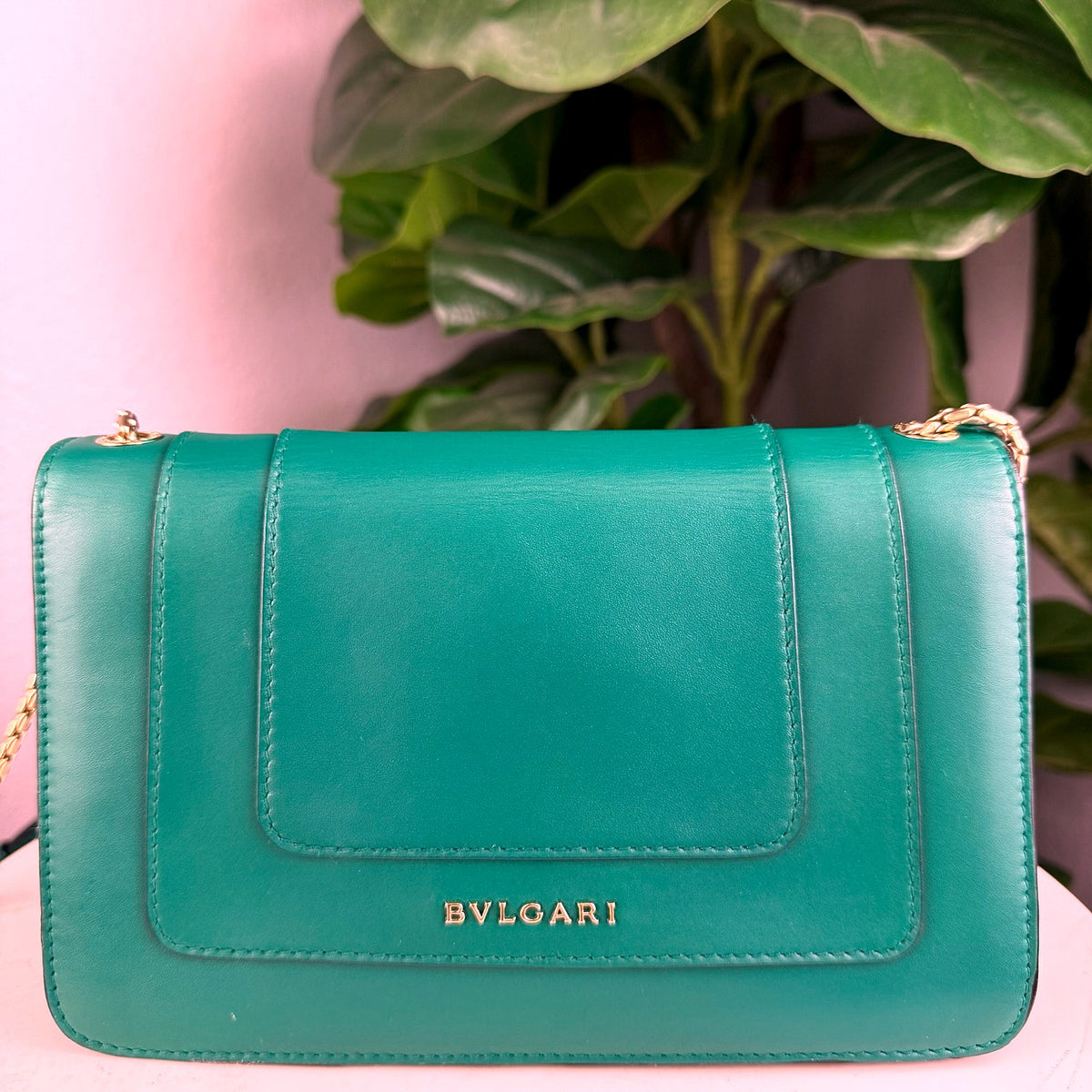 Authentic Bulgari Serpenti Forever Shoulder Bag Emerald Green Calfskin with Chain - 02_photo.jpg
