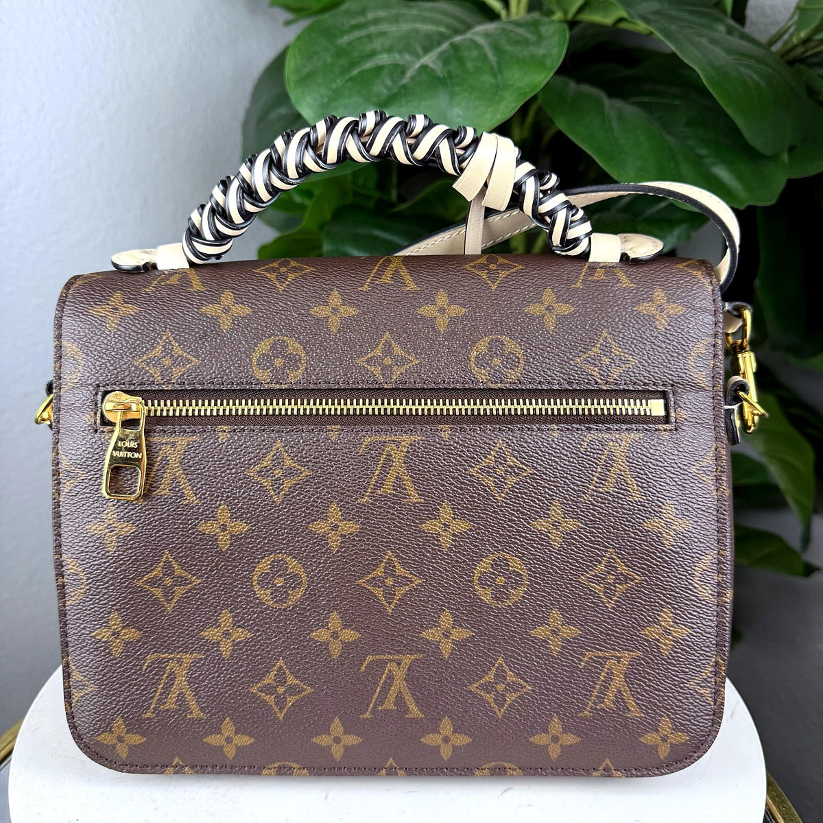 Authentic Louis Vuitton Metis Monogram Canvas Braided Handle Shoulder Bag - 02_photo.jpg