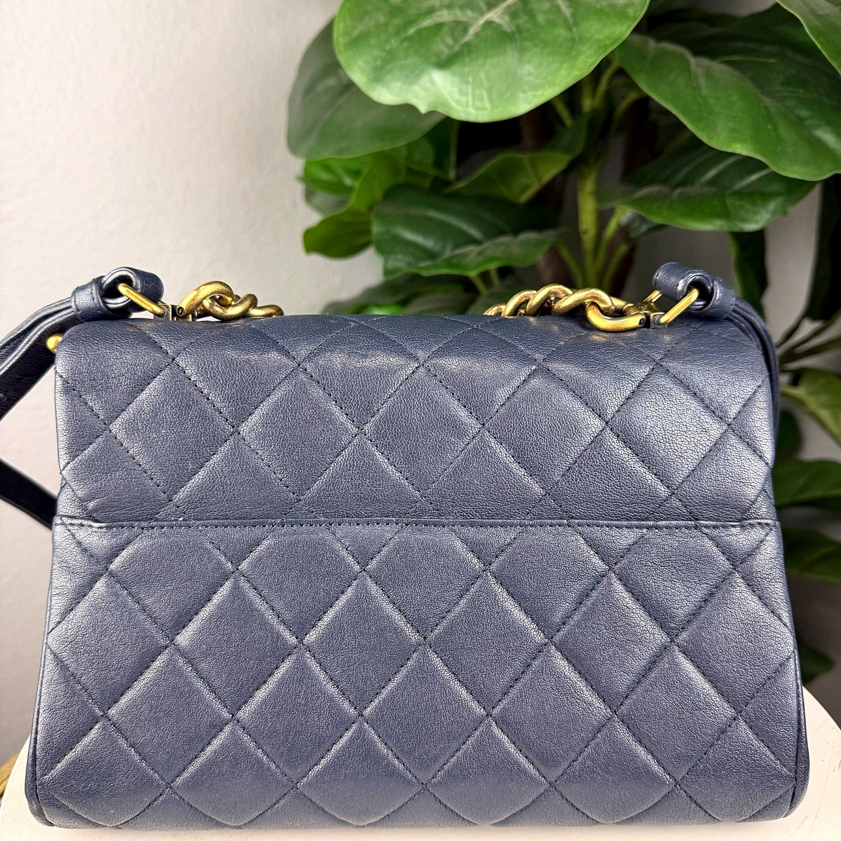Authentic Chanel Classic Flap Bag Medium Quilted Lambskin Navy Blue Gold Hardware - 02_photo.jpg