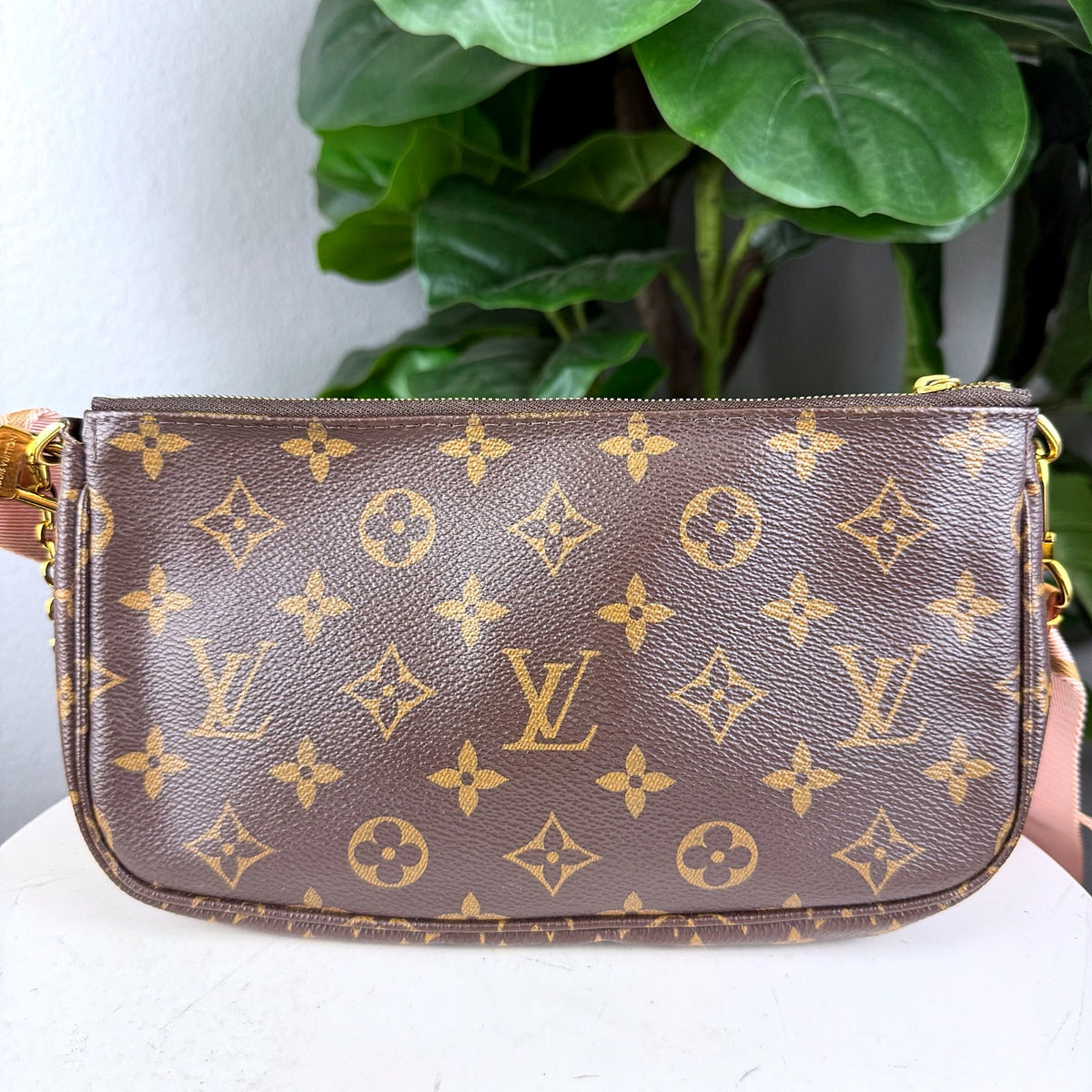 Authentic Louis Vuitton Multi Pochette Accessoires Monogram Canvas Pink Strap - 02_photo.jpg
