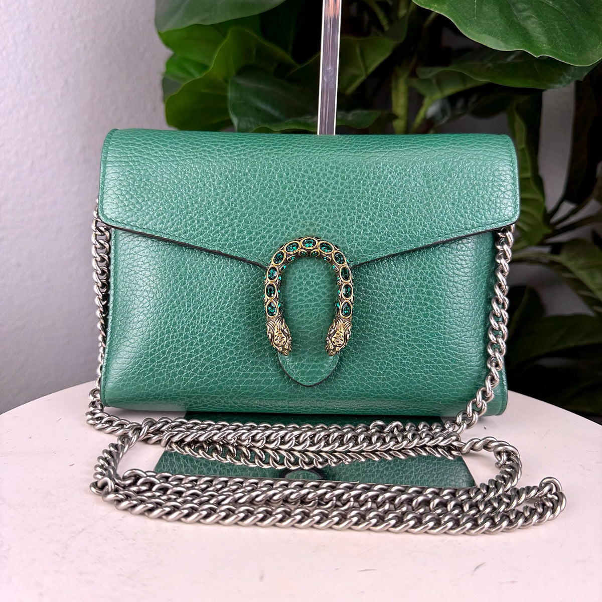 Authentic Gucci Dionysus Small Shoulder Bag Green Leather Silver Chain - 01_photo.jpg
