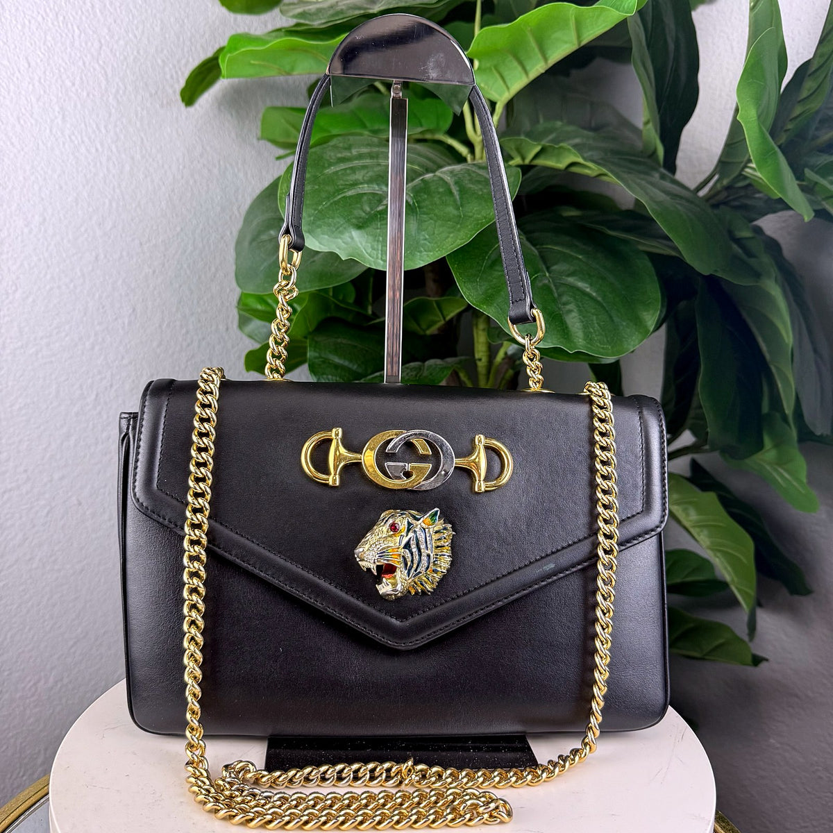 Authentic Gucci Rajah Medium Shoulder Bag Black Leather Gold Hardware - 01_photo.jpg