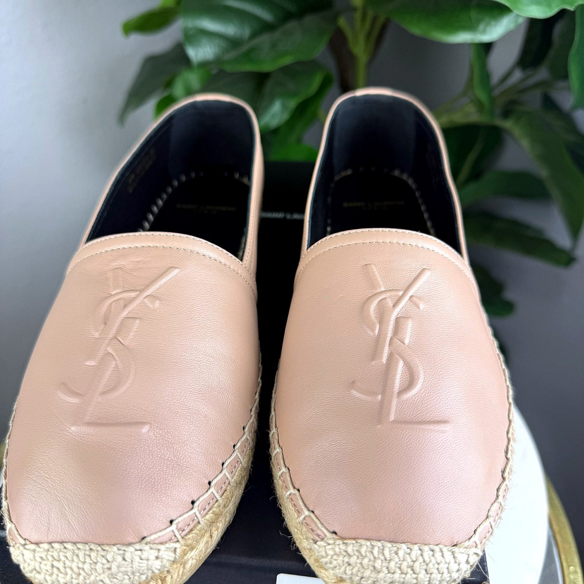 Authentic Saint Laurent YSL Nude Leather Espadrille Flats - 03_photo.jpg