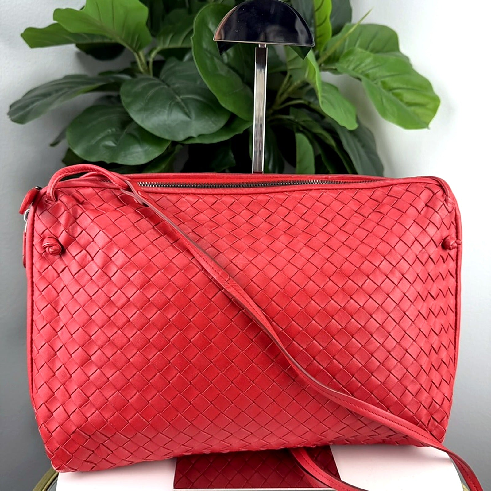 Authentic Bottega Veneta Red Intrecciato Woven Leather Crossbody Bag - back