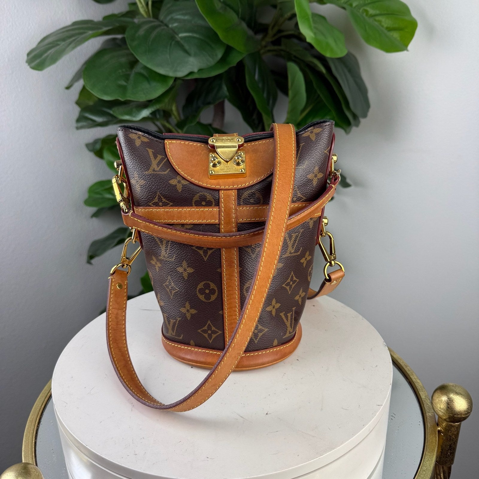 Louis Vuitton Duffle bucket bag - front