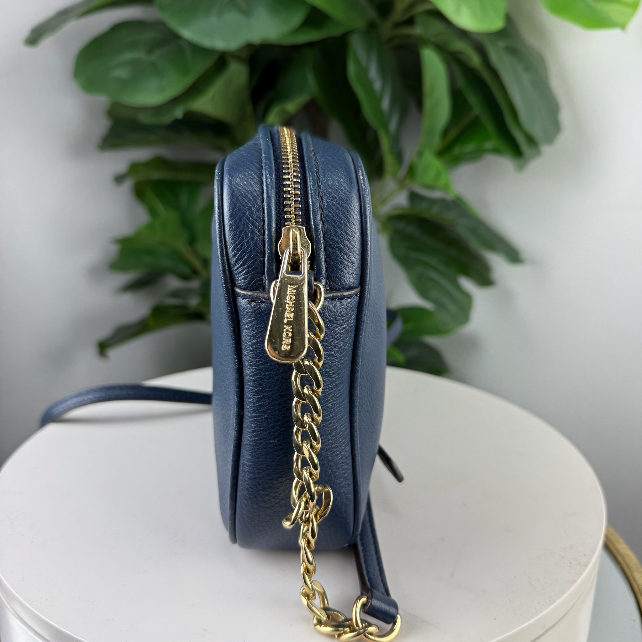 Authentic Michael Kors Jet Set Charm Small Oval Camera Crossbody Bag