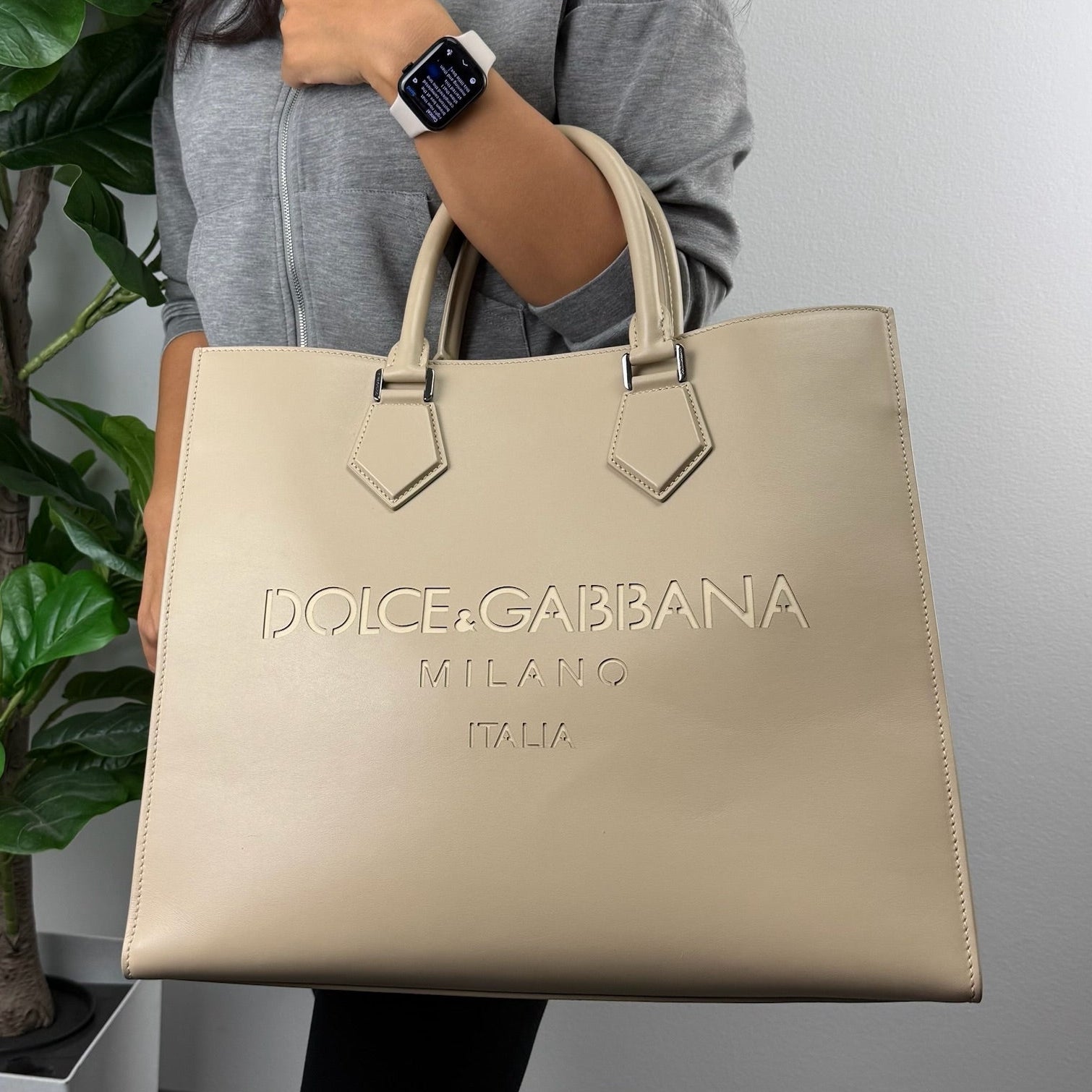 Authentic Dolce & Gabbana Logo-embossed Leather Tote Bag Beige