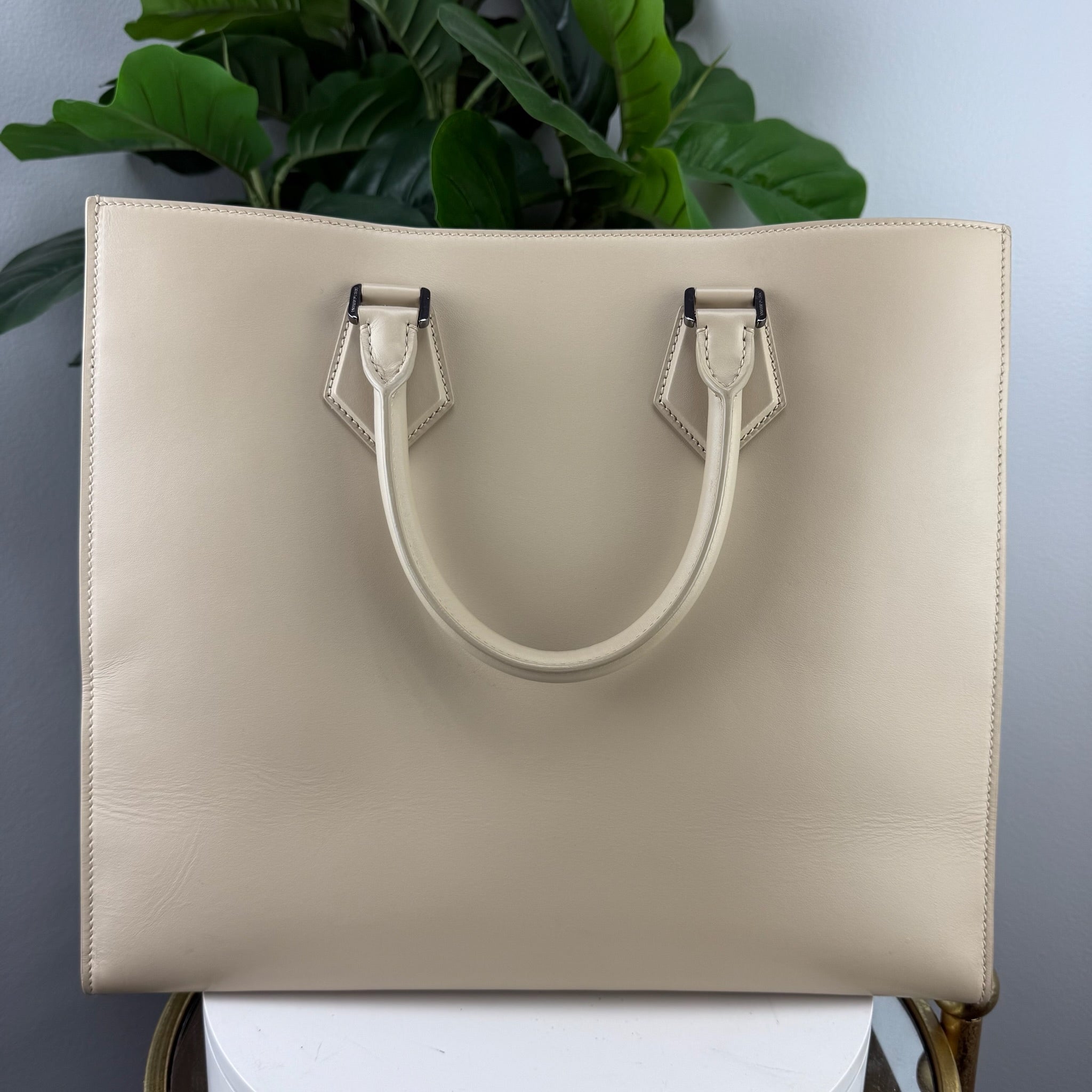 Authentic Dolce & Gabbana Logo-embossed Leather Tote Bag Beige