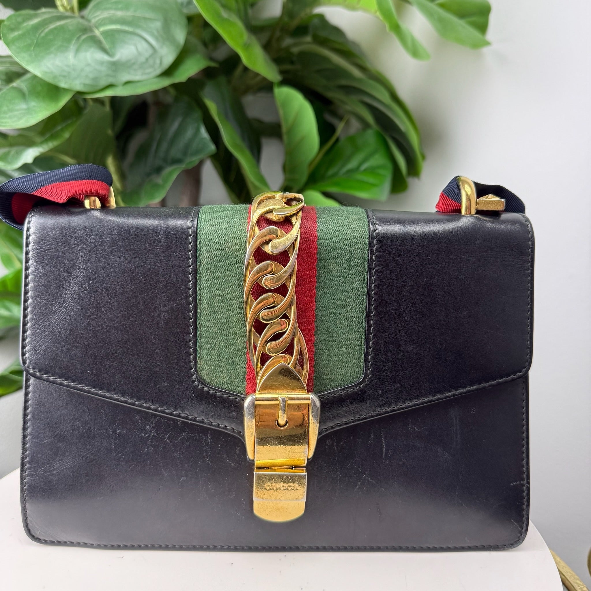 Authentic Gucci Sylvie Shoulder Bag