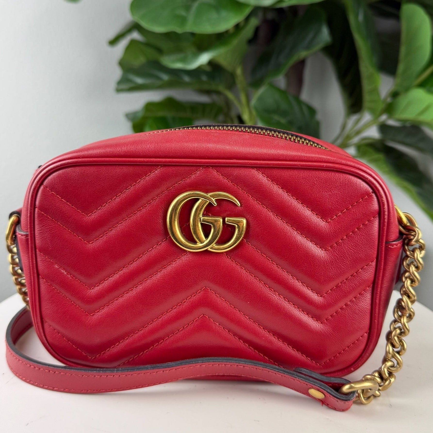 Authentic Gucci GG Marmont Matelasse Mini Bag