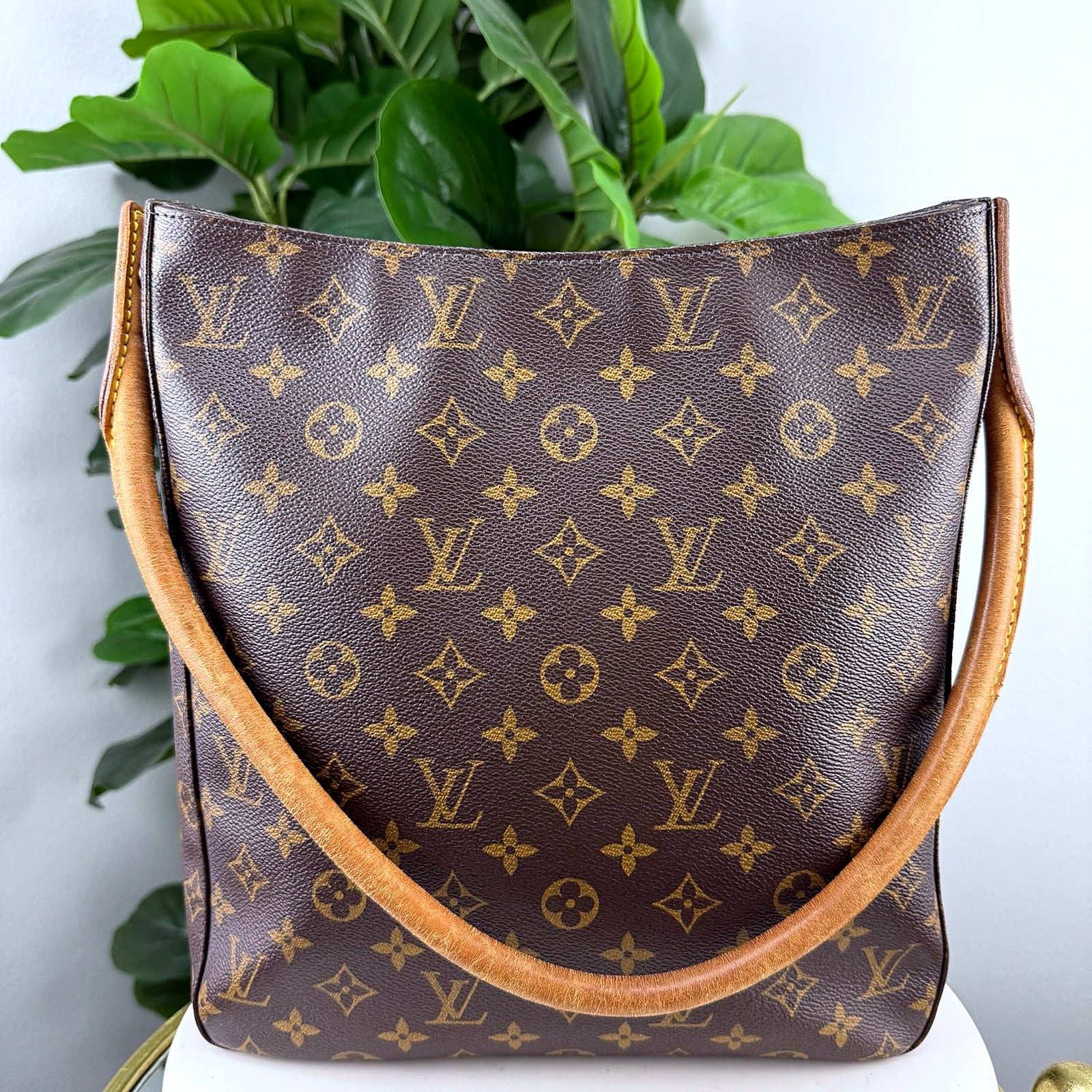 Authentic Louis Vuitton Monogram Canvas Looping GM Hobo Shoulder Bag - front view