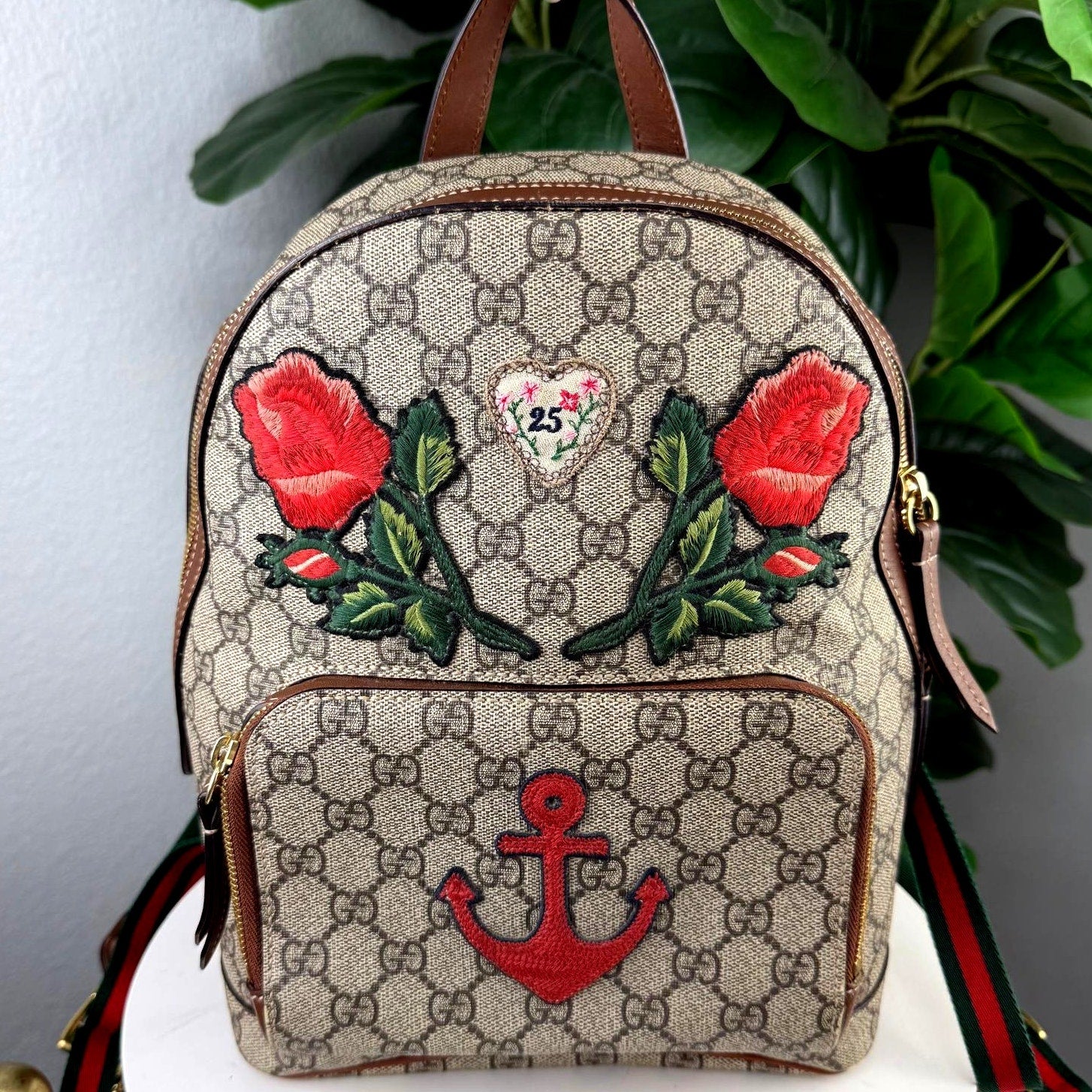 LIMITED EDITION Gucci GG Supreme Canvas Small Embroidered Backpack