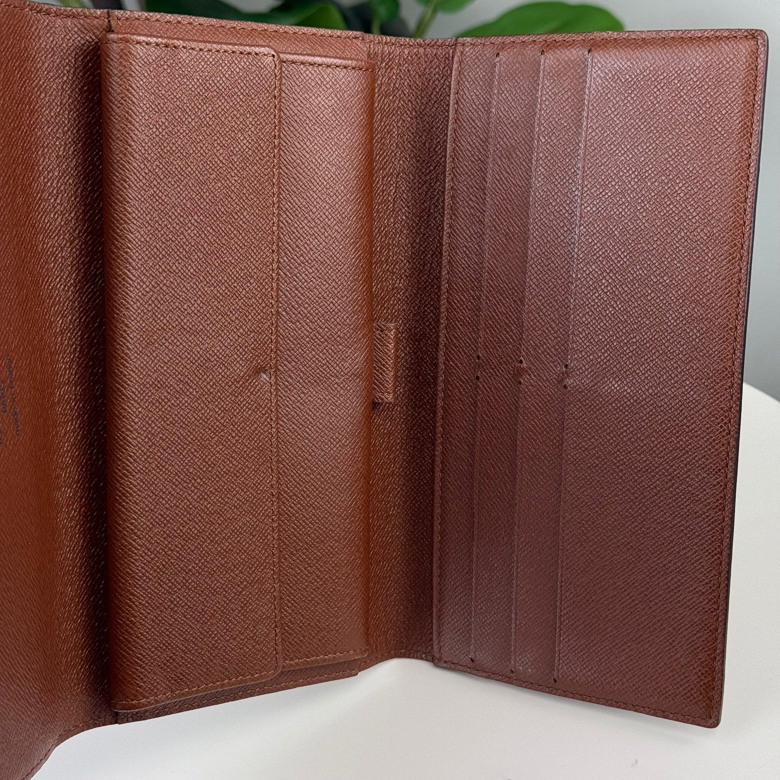 Authentic Louis Vuitton Monogram Pochette Porte Monnaie Credit Wallet