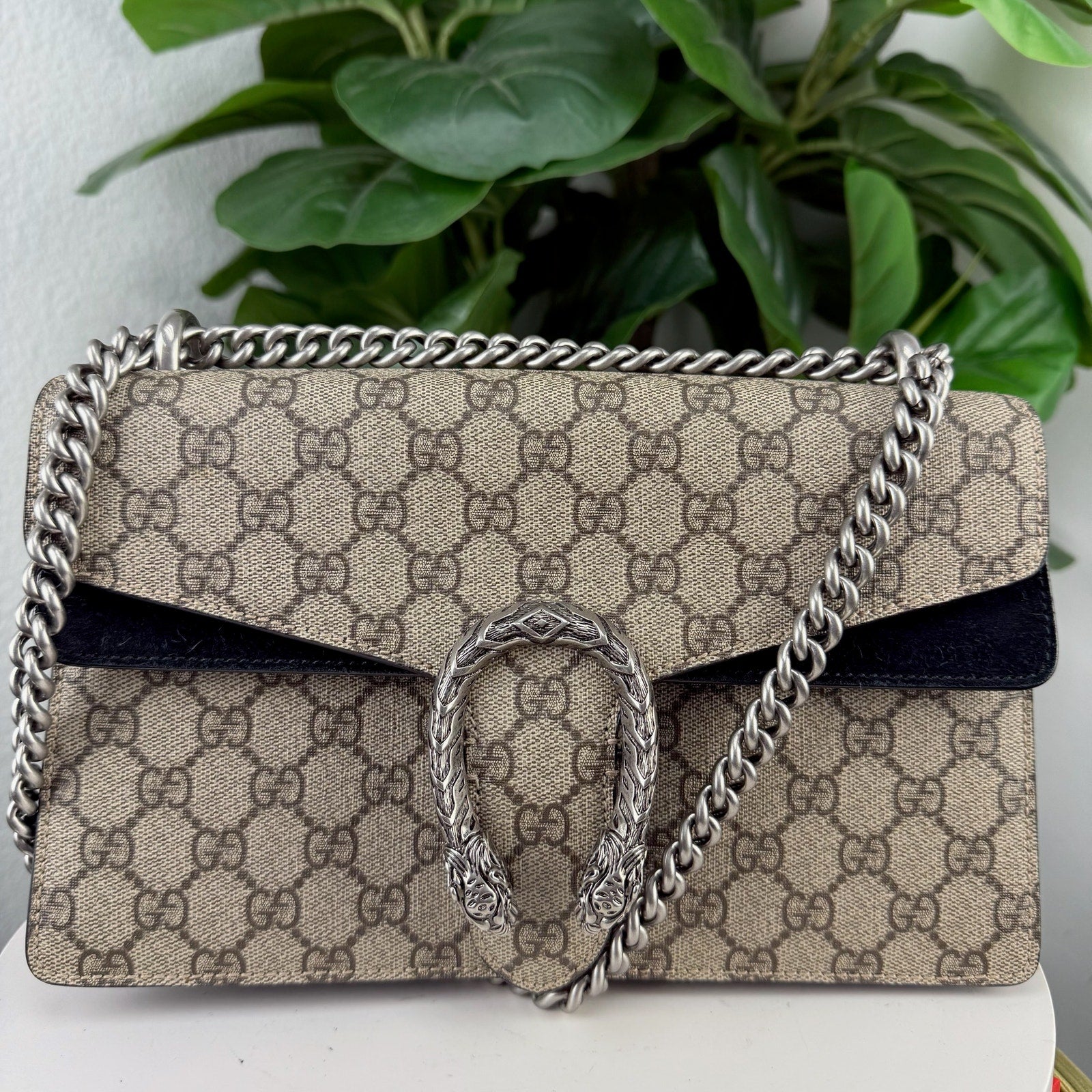 Gucci Dionysus GG Supreme Canvas Beige Black Shoulder Bag Authentic Pre Owned