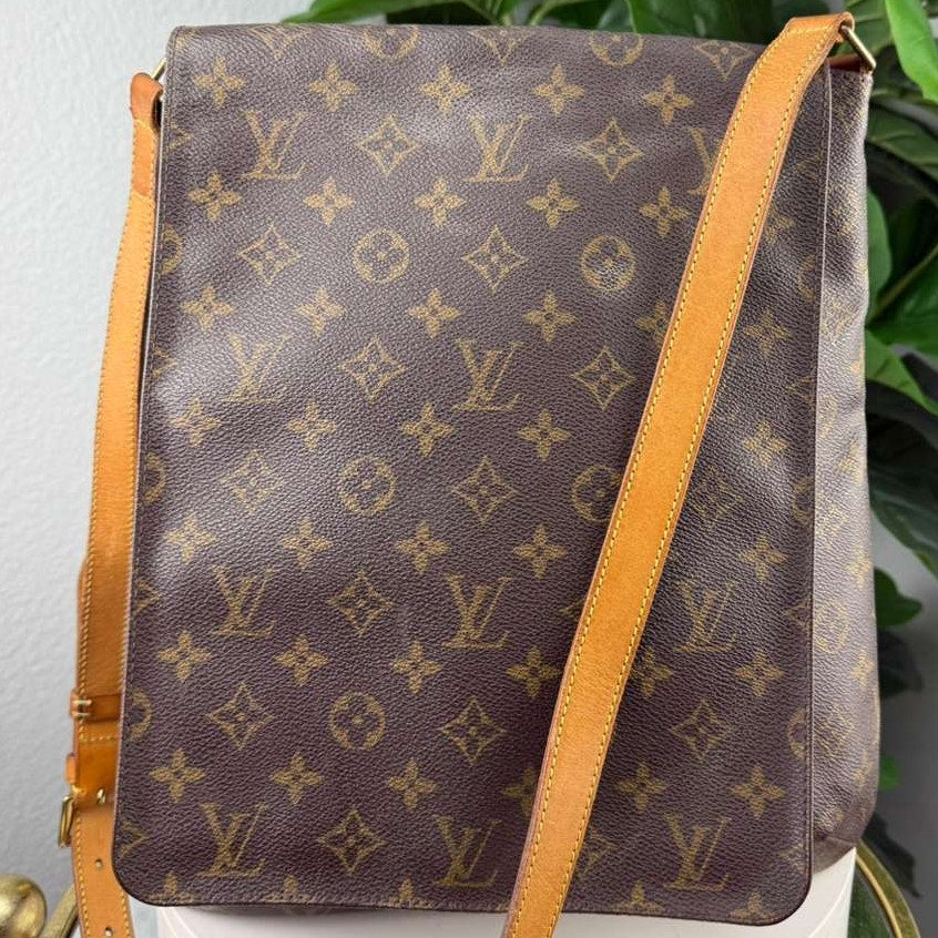 Authentic Louis Vuitton Musette Shoulder Bag