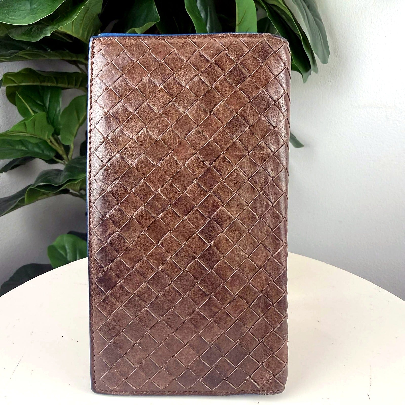 Authentic Bottega Veneta Intrecciato Woven Leather Long Wallet