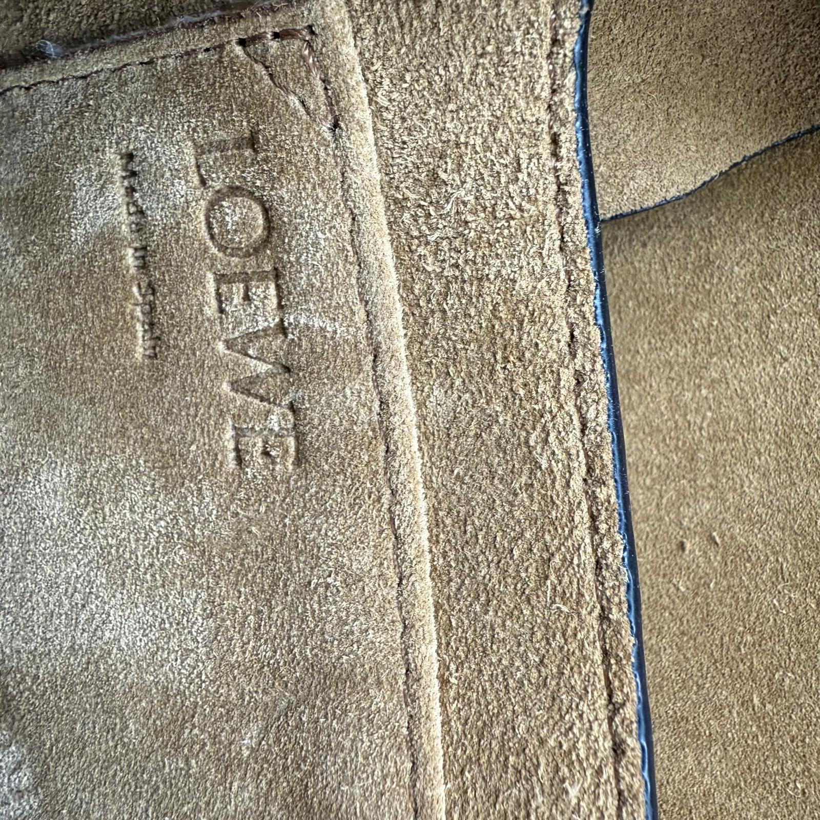💎✨Authentic Loewe Gate Calfskin Small Gate Crossbody Bag Taupe