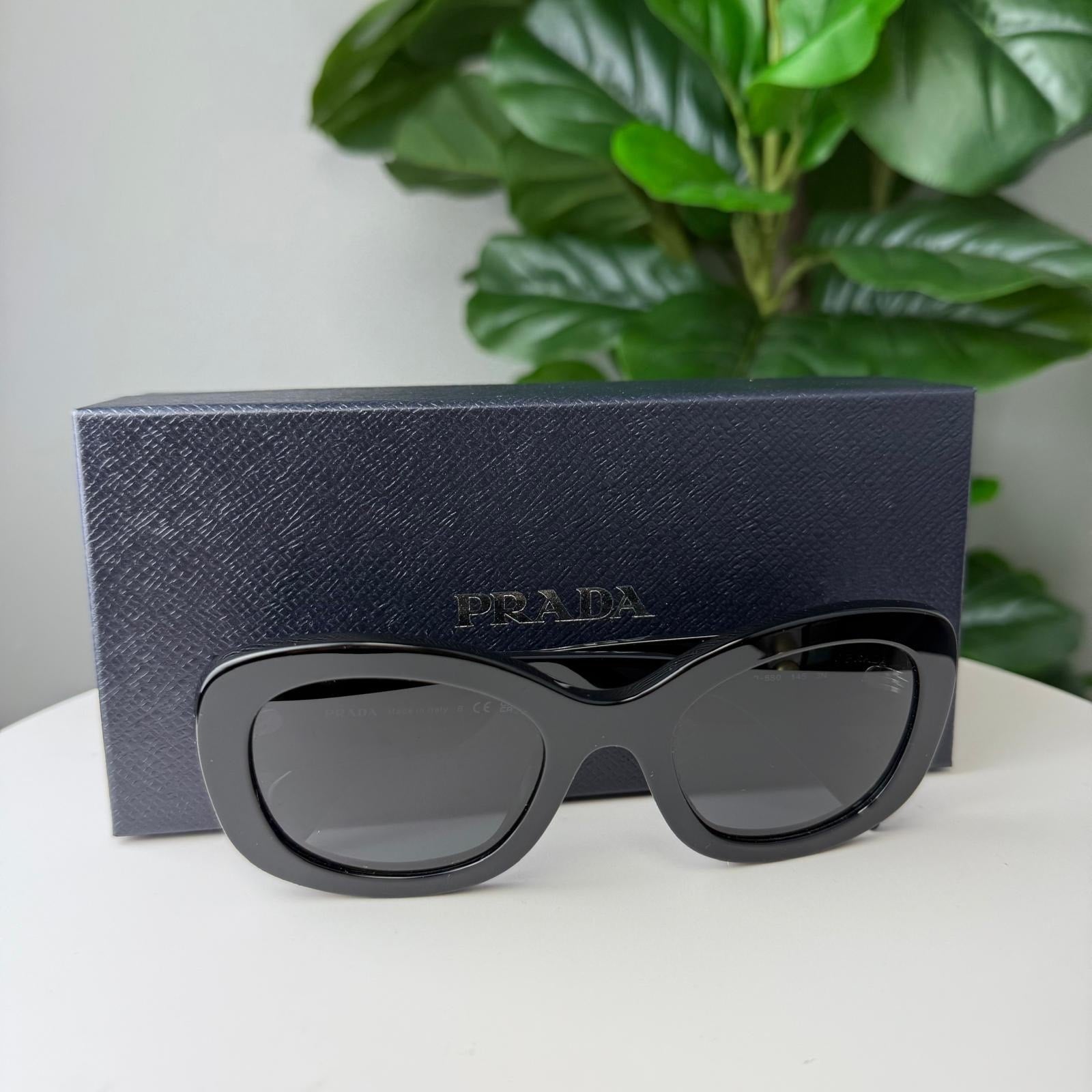 S205 PRADA Black Oval Sunglasses