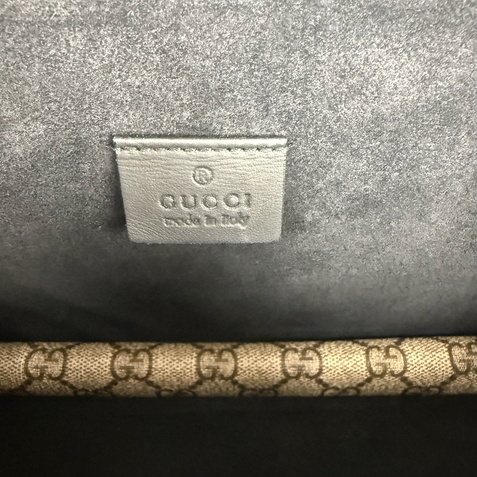 Gucci Dionysus GG Supreme Canvas Beige Black Shoulder Bag Authentic Pre Owned