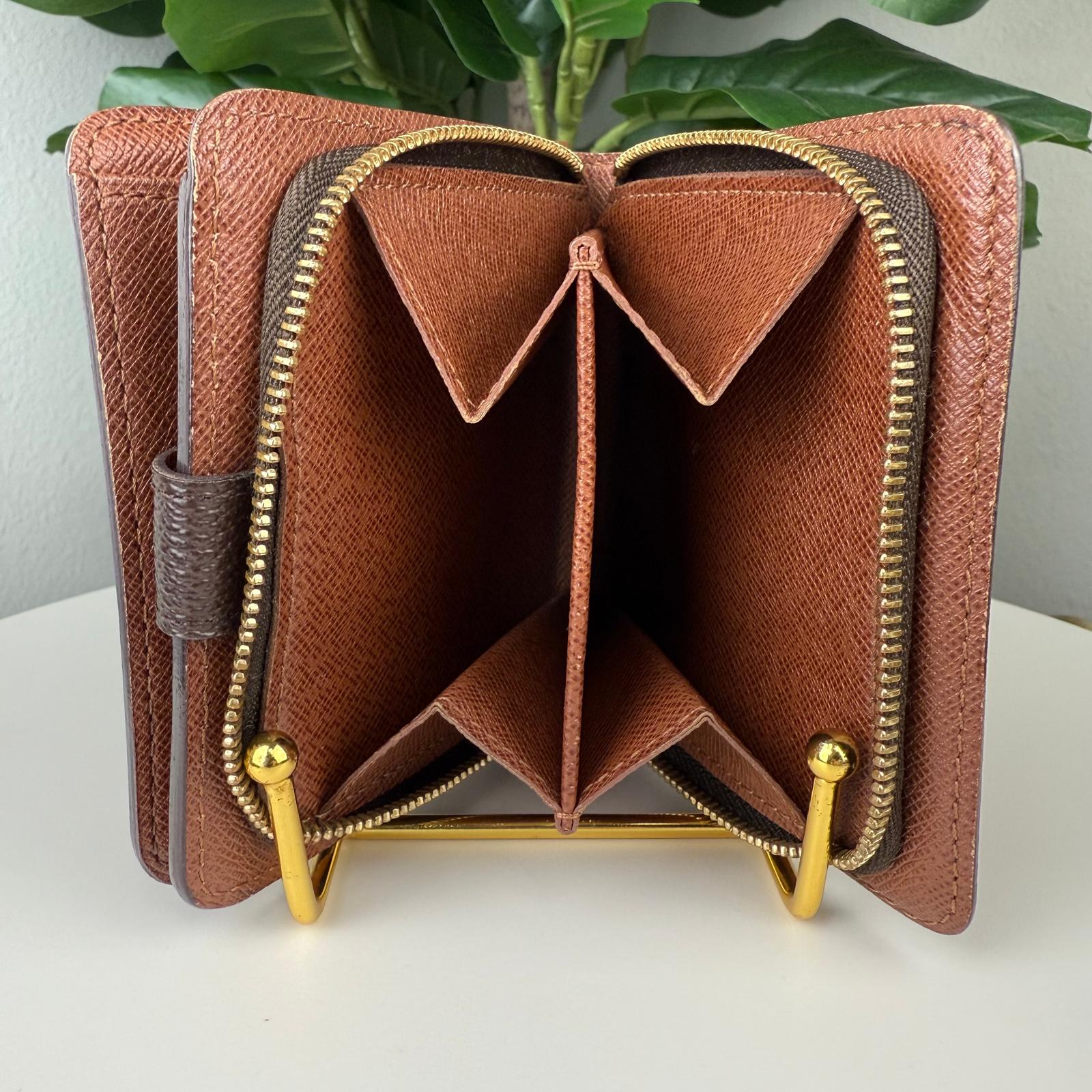 Authentic Louis Vuitton Monogram Canvas Wallet