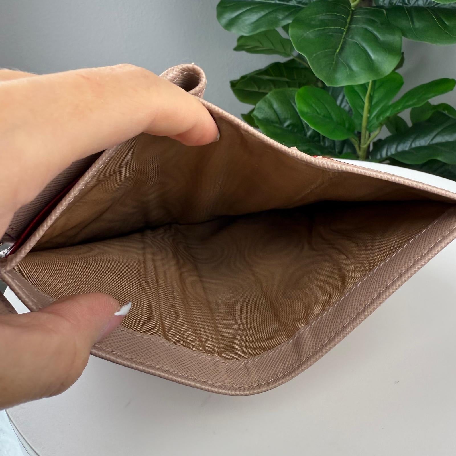 💎Authentic Prada Beige Saffiano Leather Wallet