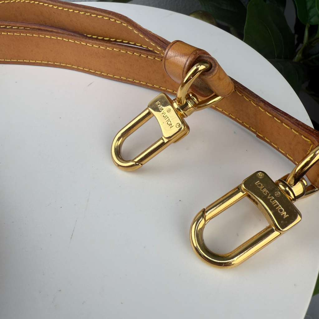 Authentic Louis Vuitton Leather Shoulder 39inch Adjustable Purse Strapn (Clasp to Clasp)