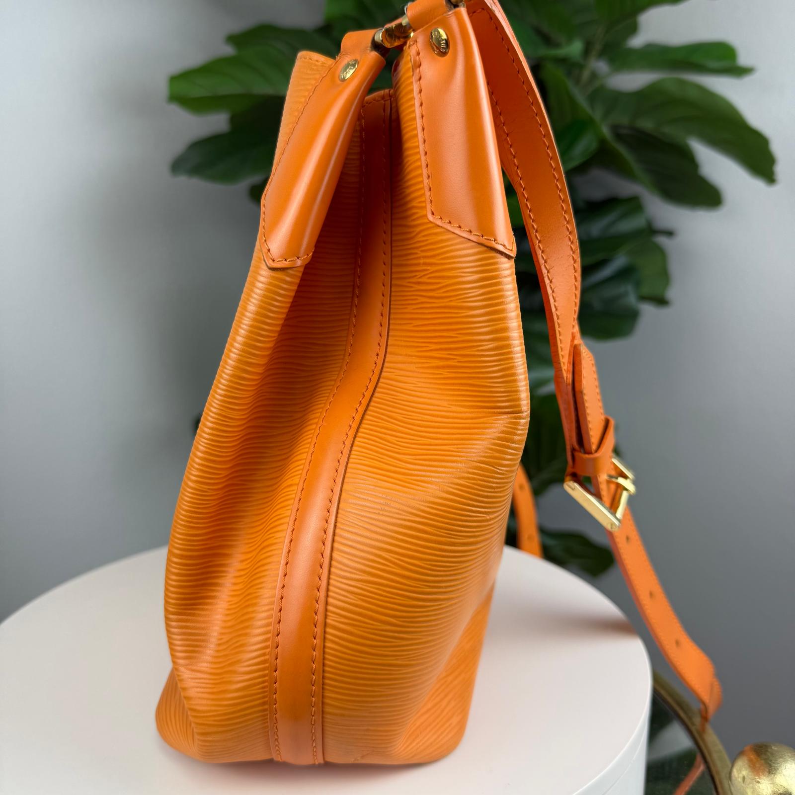 Authentic Louis Vuitton Epi Mandala MM Shoulder Bag Orange