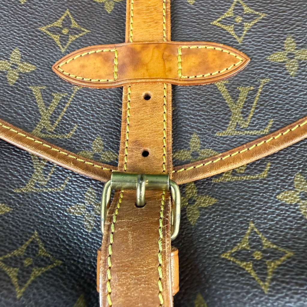 Authentic Louis Vuitton Monogram Saumur 30