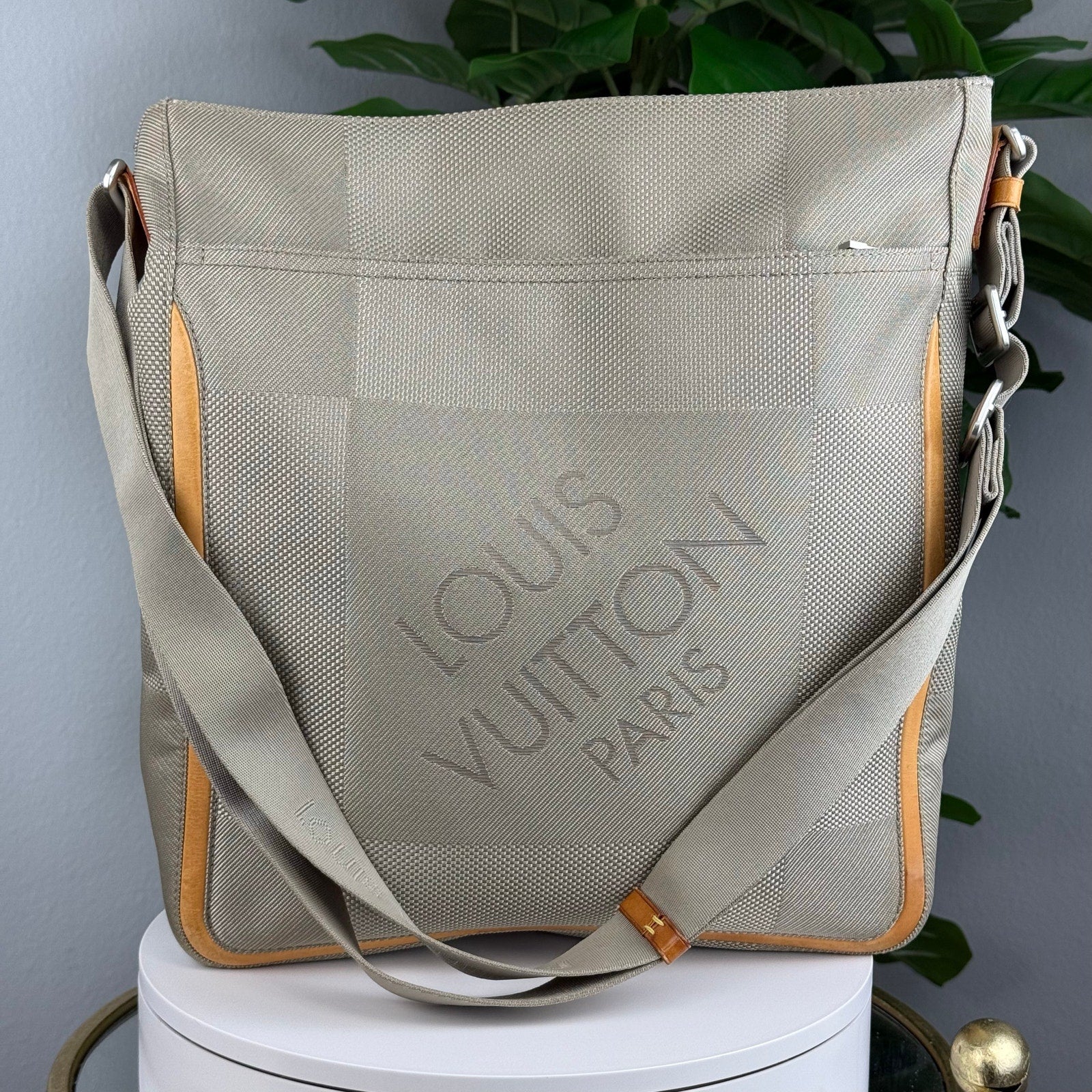 Authentic Louis Vuitton Sand Damier Geant Vertical Messenger Bag