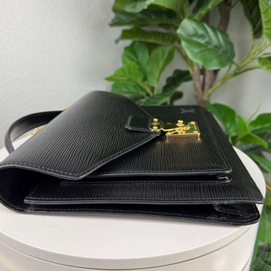 Authentic Louis Vuitton Epi Monceau Shoulder Bag