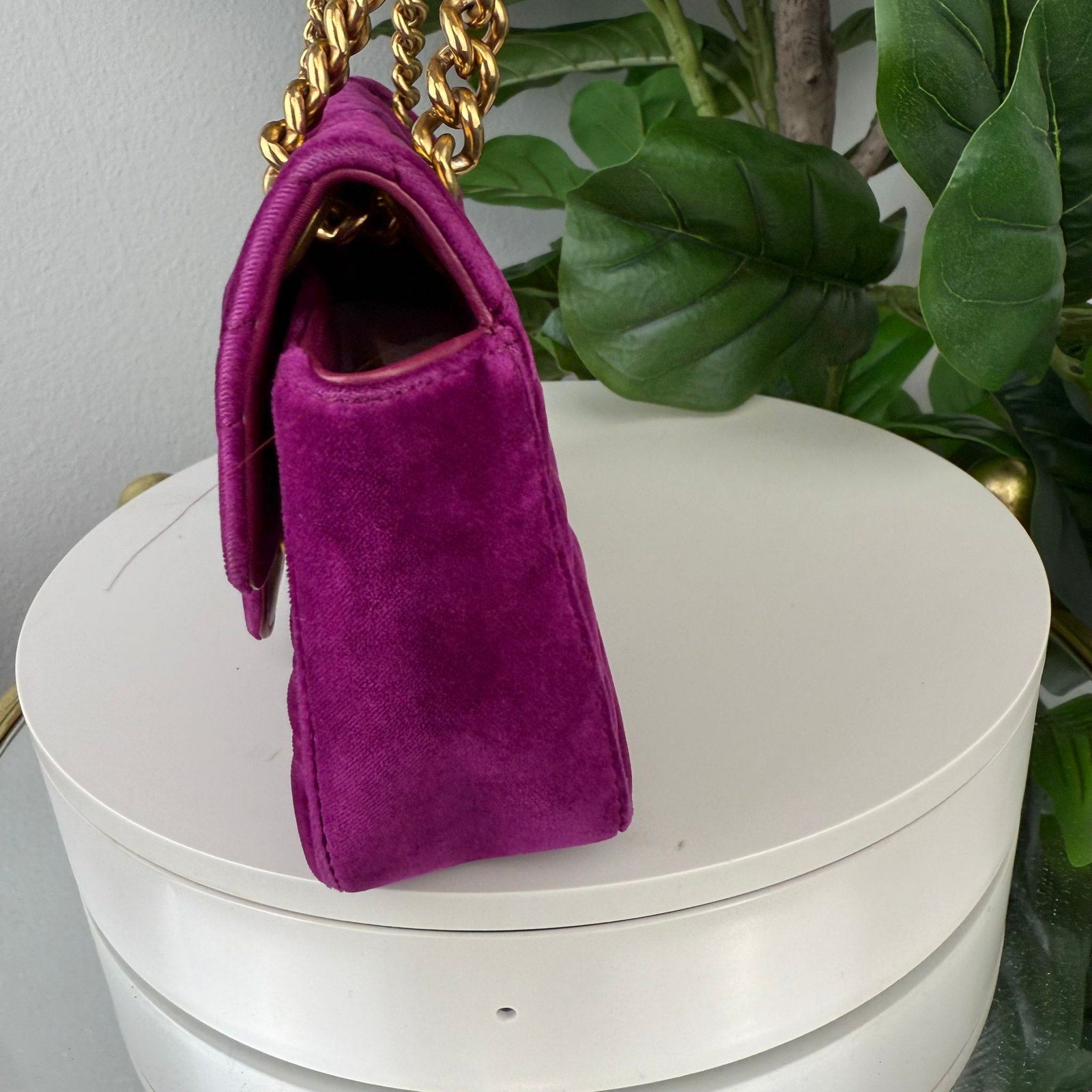 Authentic GUCCI Velvet Matelasse GG Marmont Shoulder Bag Purple