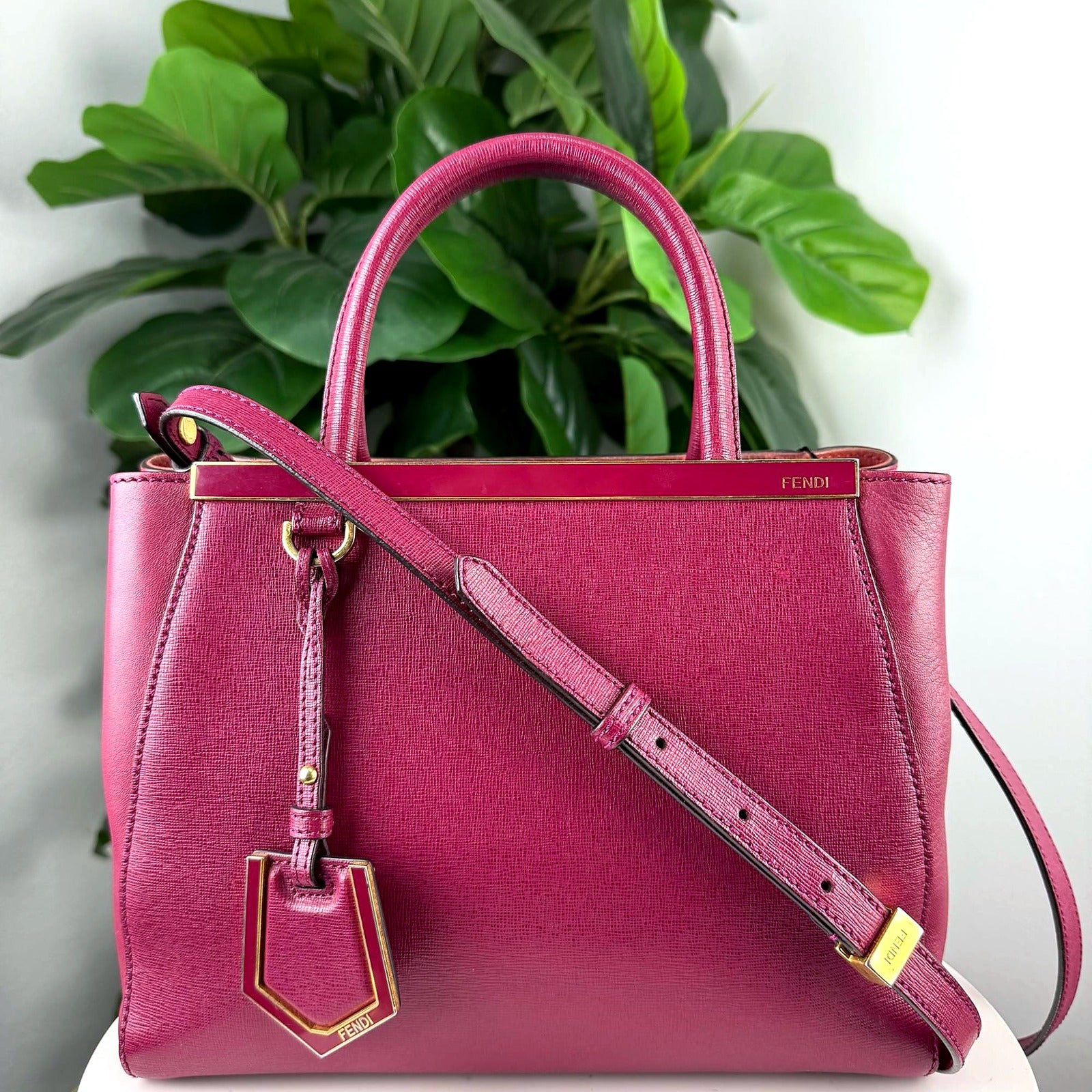 Fendi 2Jours magenta tote front