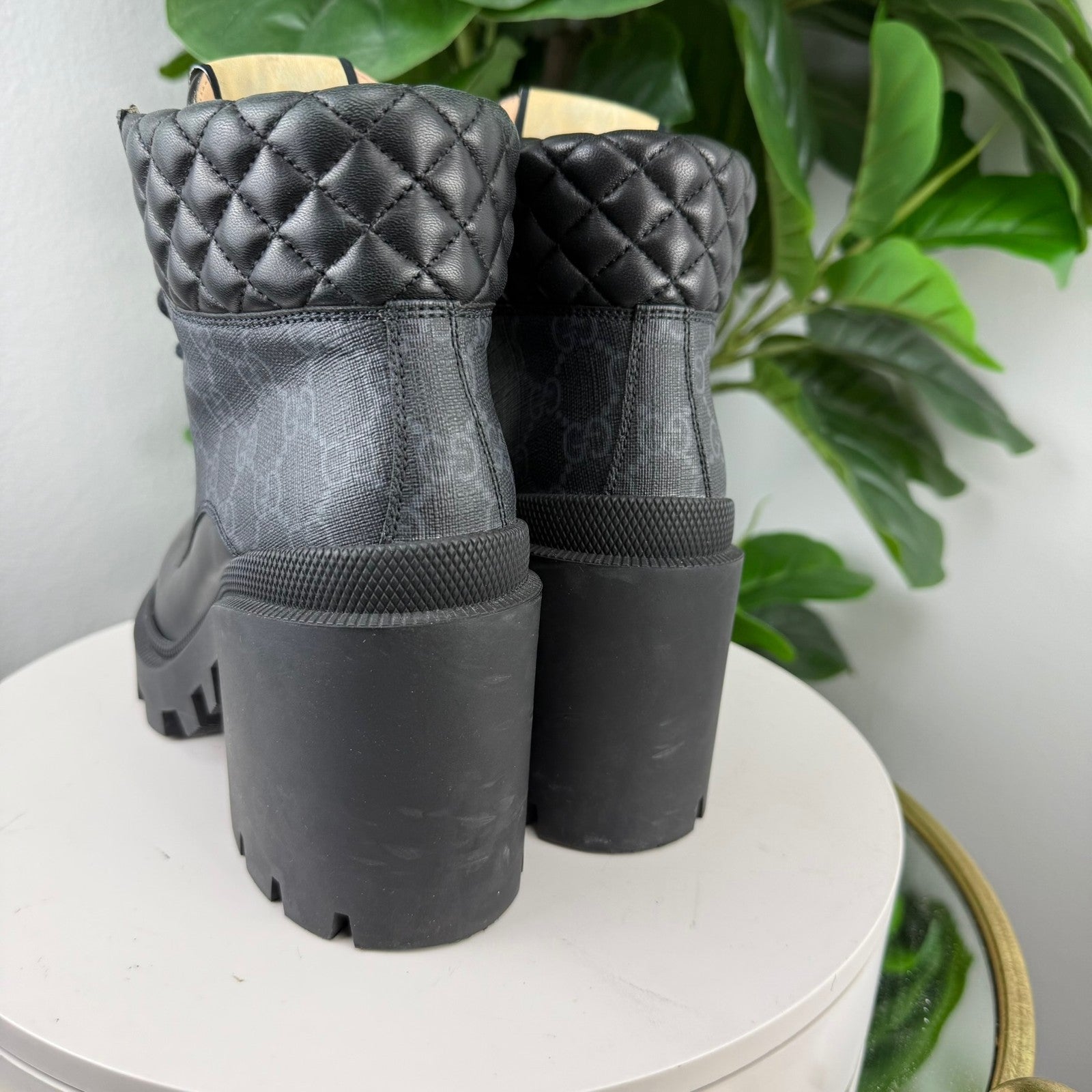 Gucci GG Supreme quilted heeled combat boots - view 2