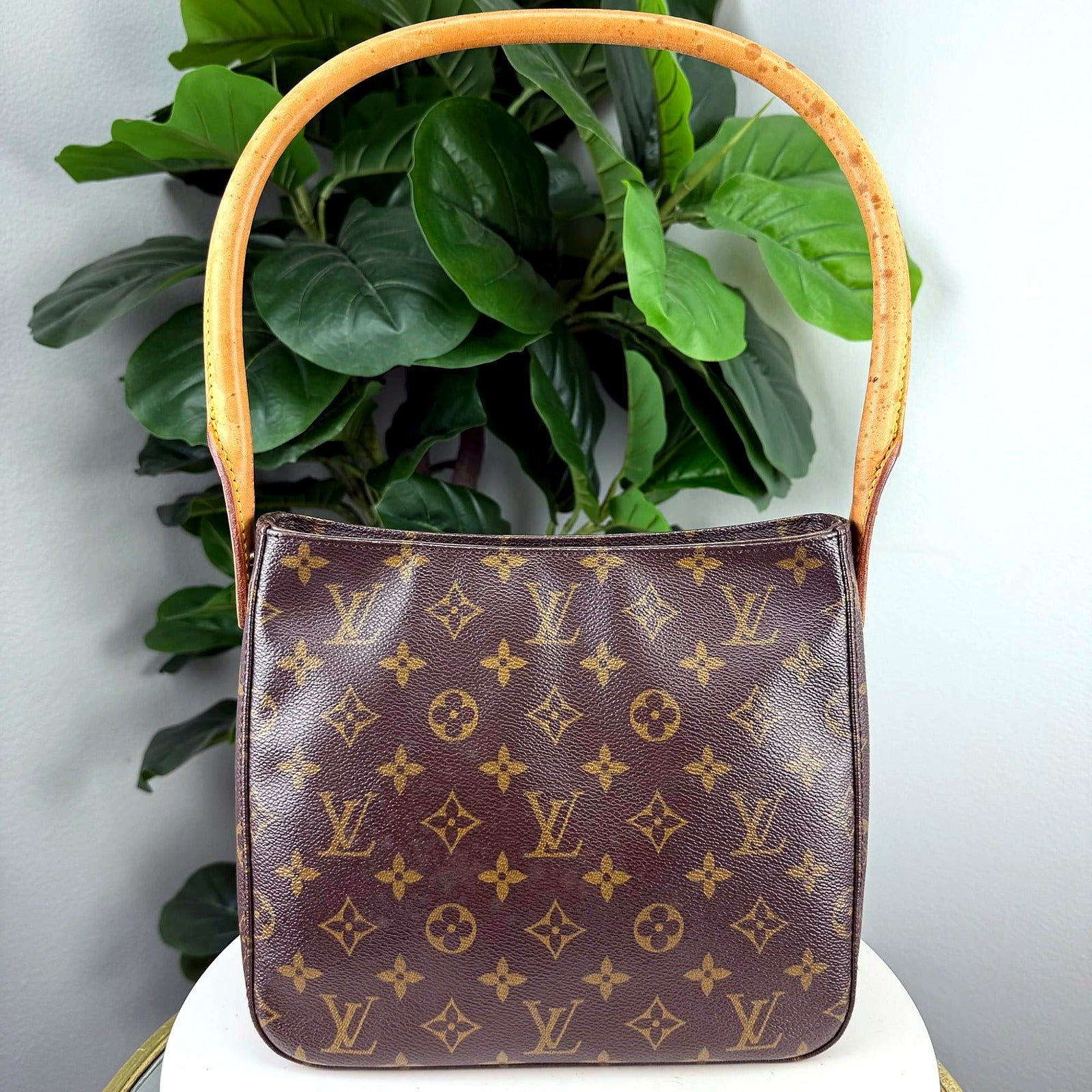 Authentic Louis Vuitton Looping MM Monogram Canvas Shoulder Bag front
