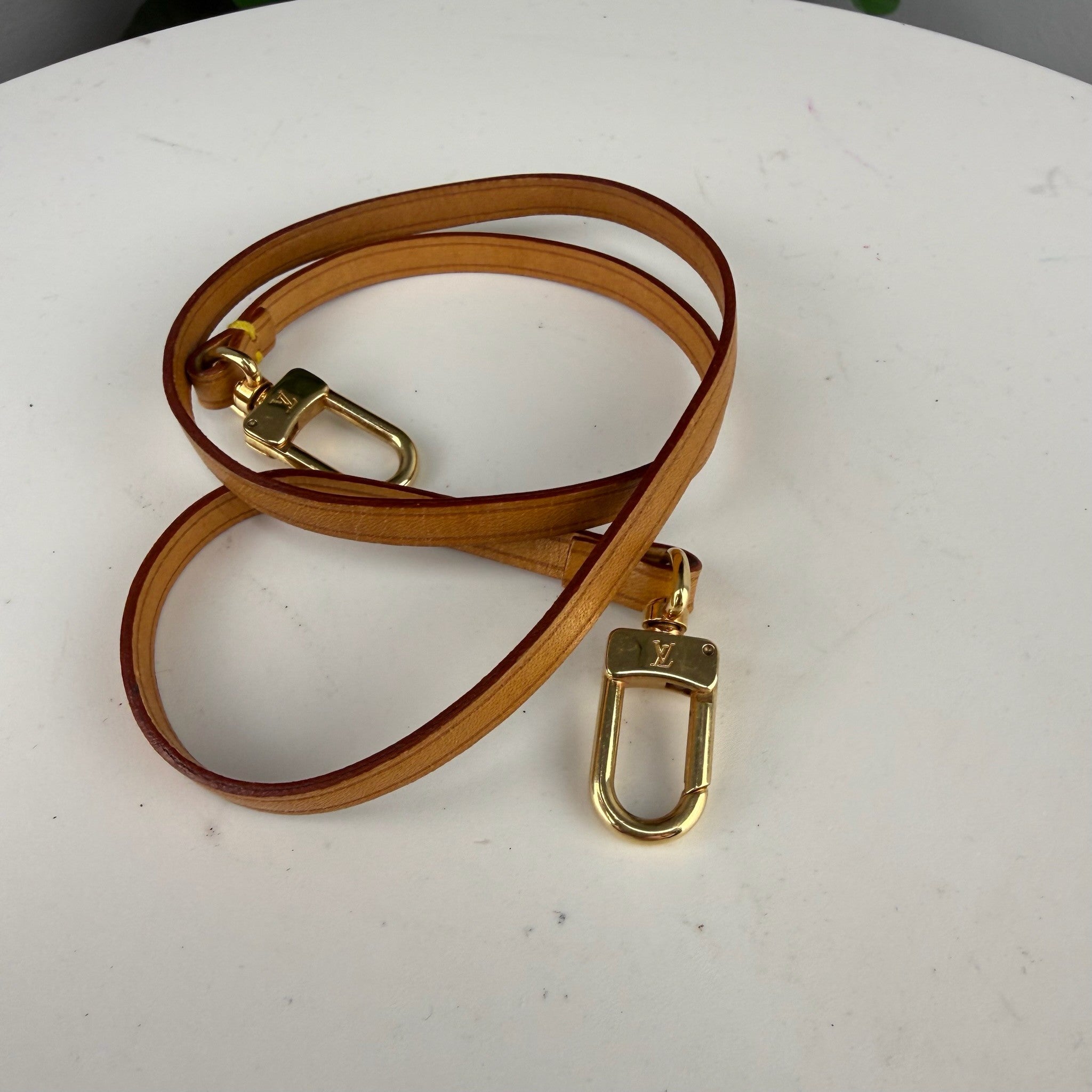 Louis Vuitton thin vachetta strap - view 2