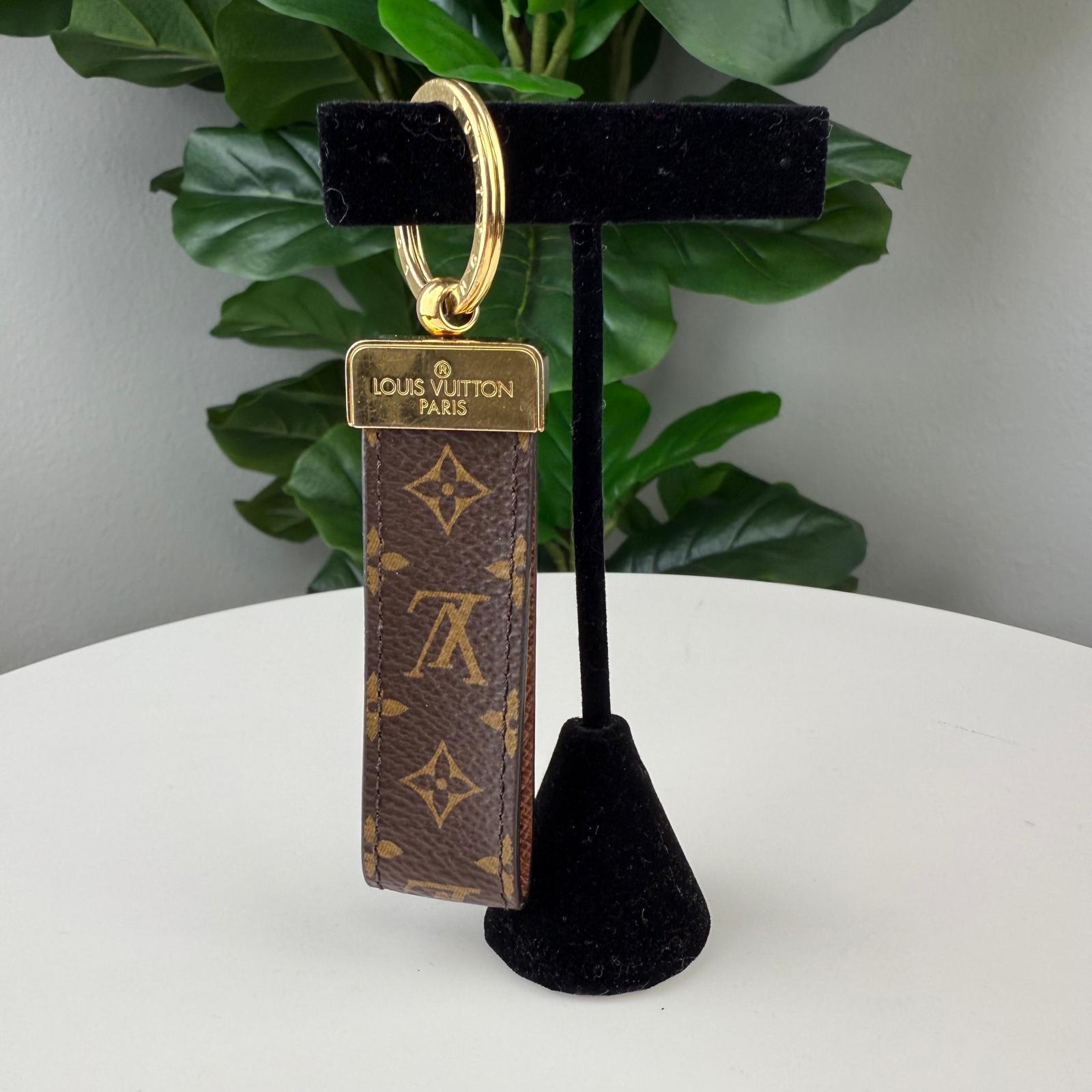 Authentic Louis Vuitton Icon Dragonne Key Holder