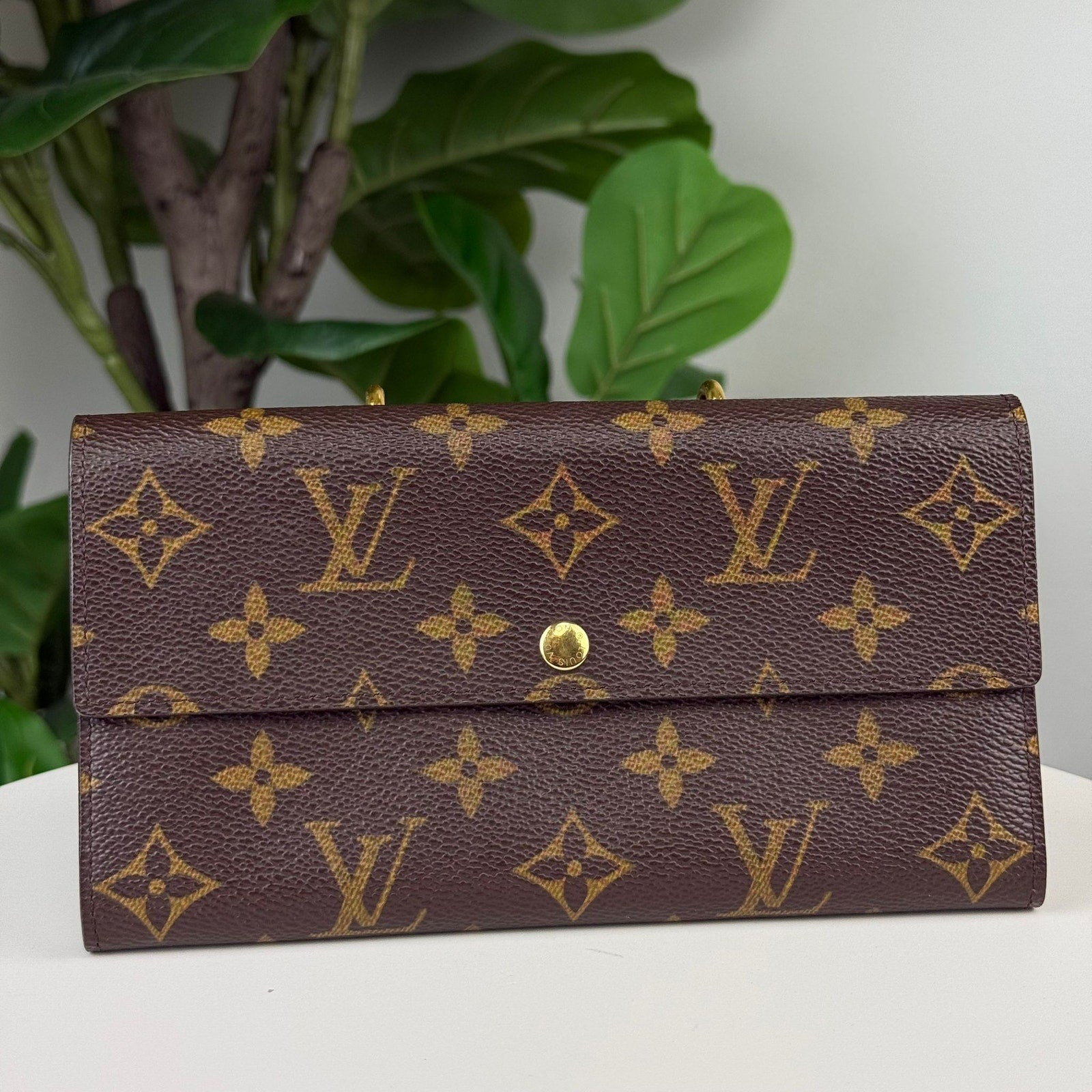 Authentic Louis Vuitton Monogram Potegeuille Sarah Long Wallet