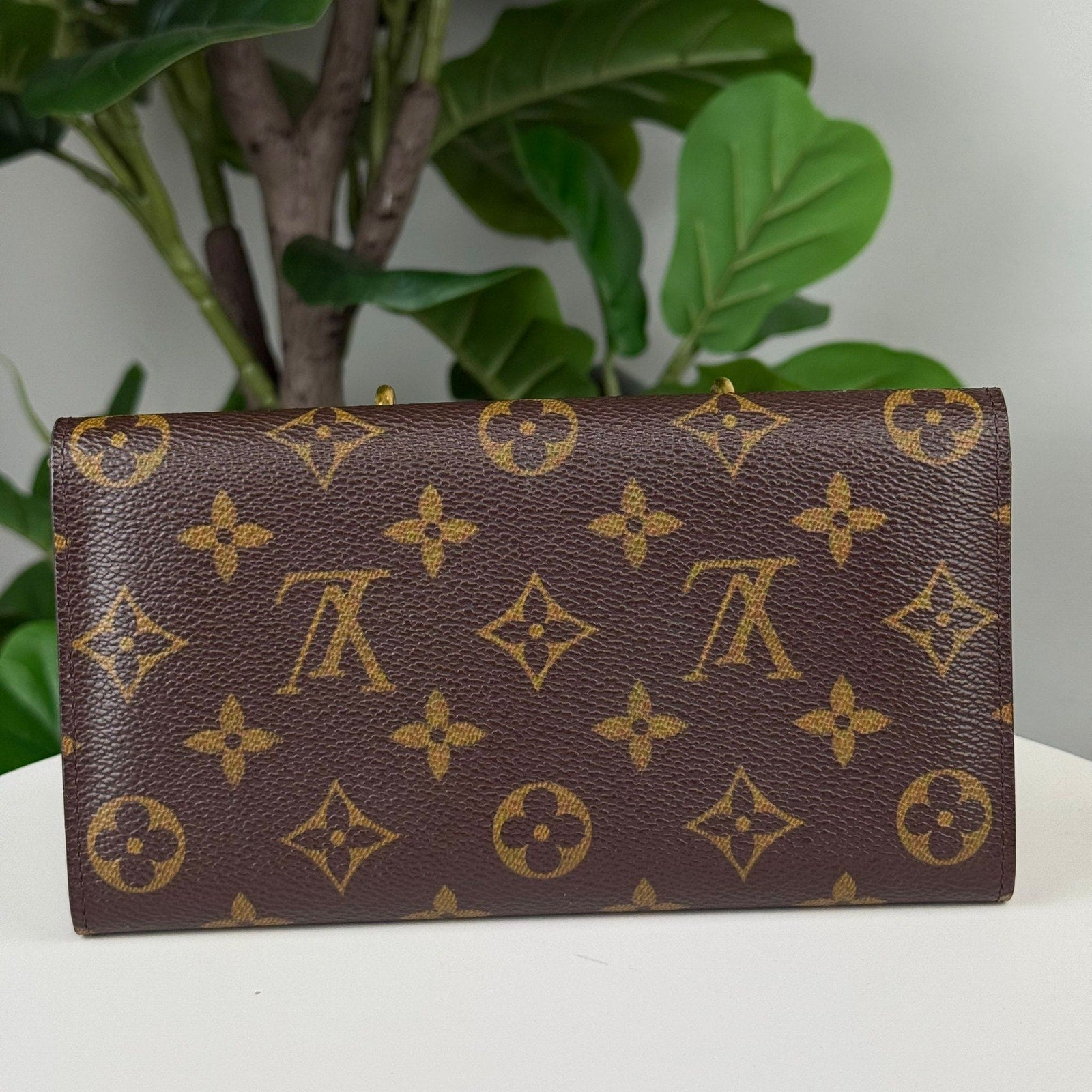 Authentic Louis Vuitton Monogram Potegeuille Sarah Long Wallet