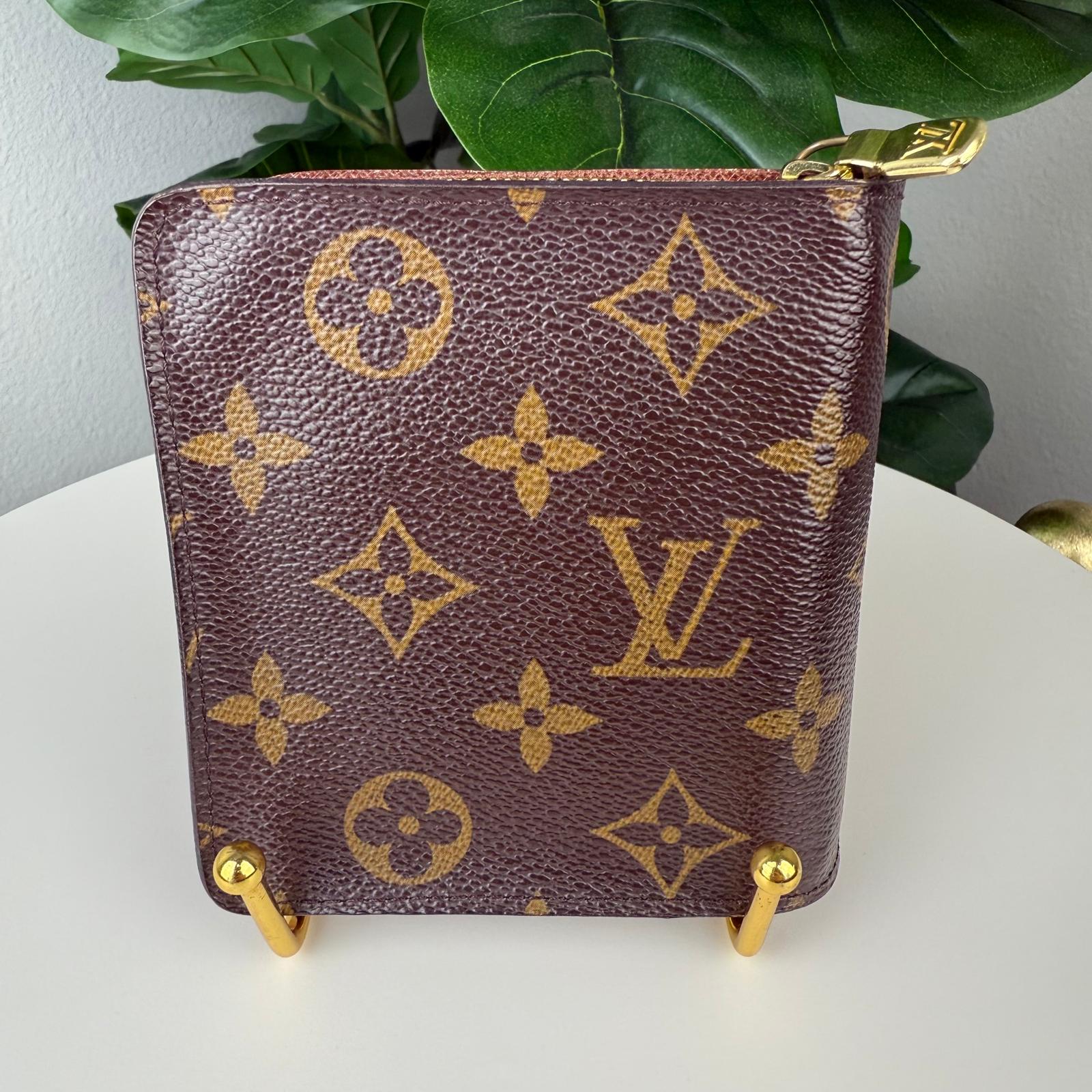 Authentic Louis Vuitton Monogram Canvas Wallet