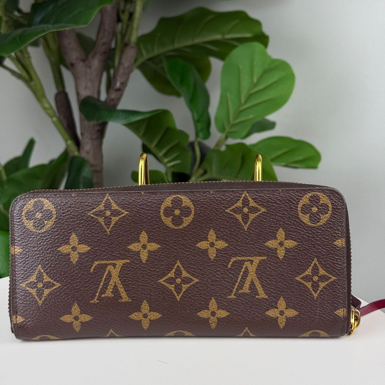 Authentic Louis Vuitton Monogram Zippy Wallet Long Wallet Fuchsia