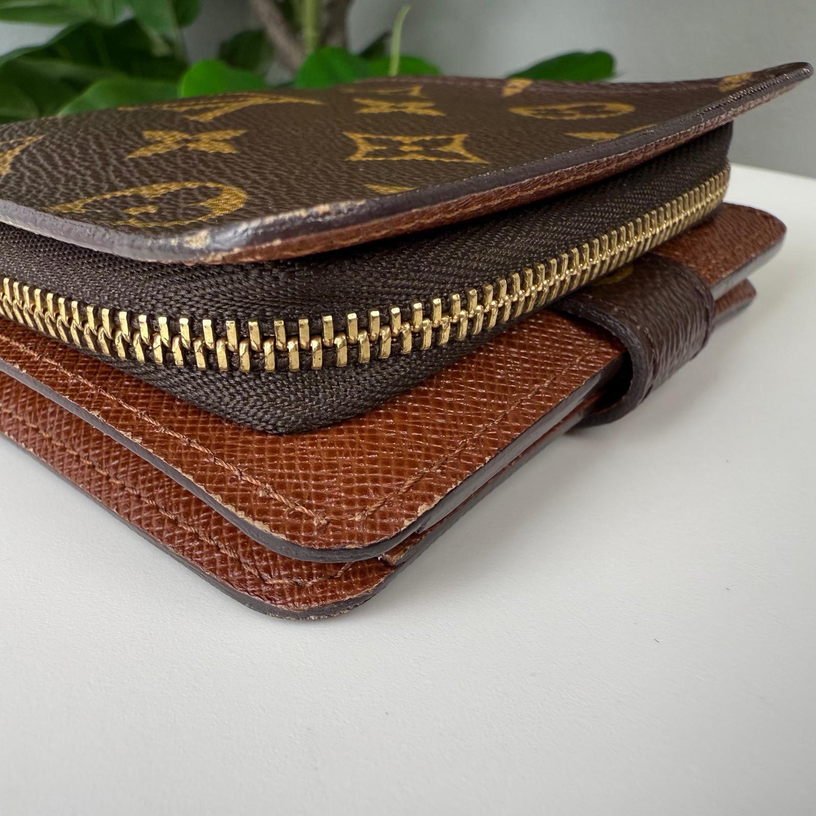 Authentic Louis Vuitton Monogram Canvas Compact Zippy Wallet Brown