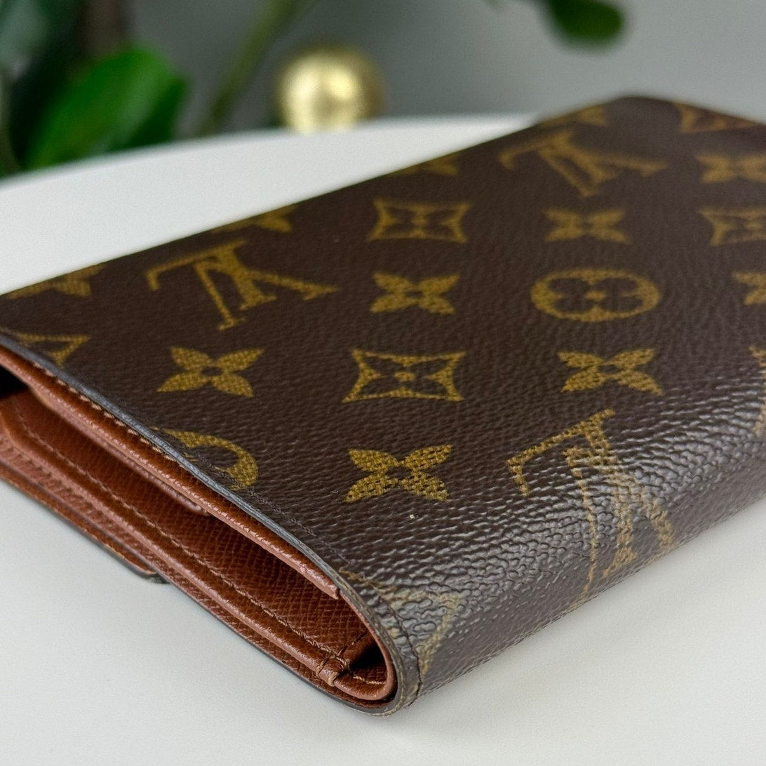 Authentic Louis Vuitton Porte Tresor Etui Chequier Wallet