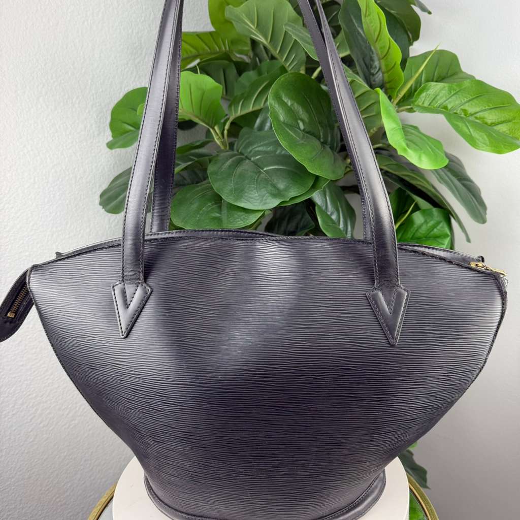 💎✨Authentic Louis Vuitton Saint-Jacques Epi Leather Shoulder Bag