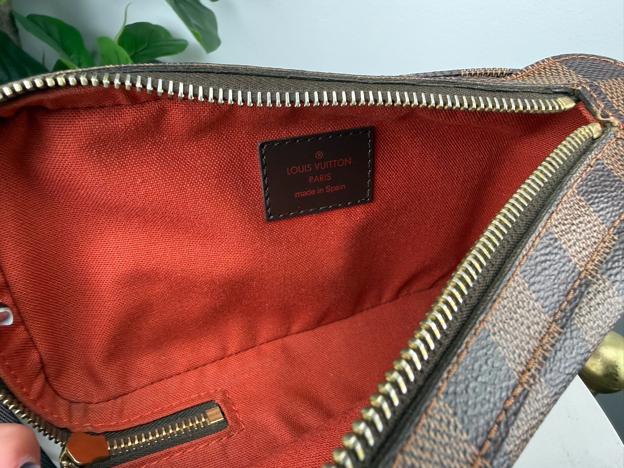 Authentic Louis Vuitton Geronimo Damier Ebene Bumbag Unisex men's or women's Bag - Certificate of Authenticity included