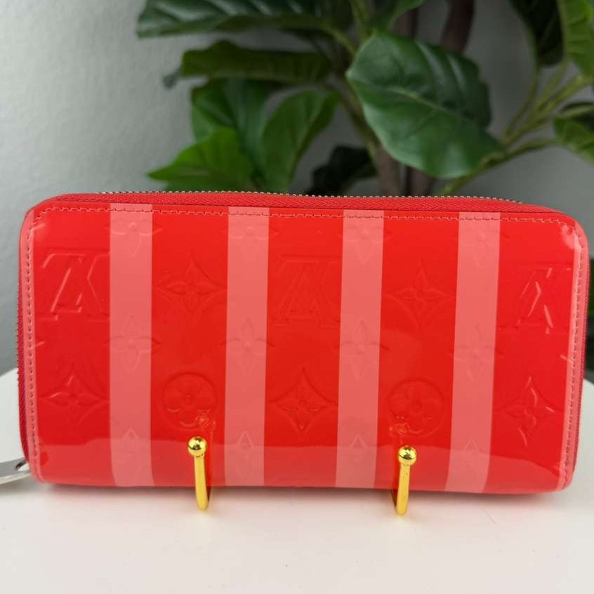 Limited Edition Louis Vuitton Monogram Vernis Rayures Zippy Red Wallet