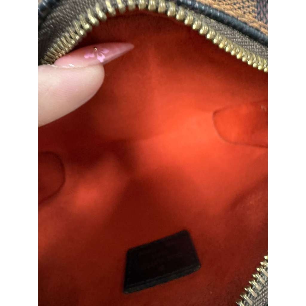 Authentic Louis Vuitton Ipanema Pochette Damier Ebene Crossbody Bag